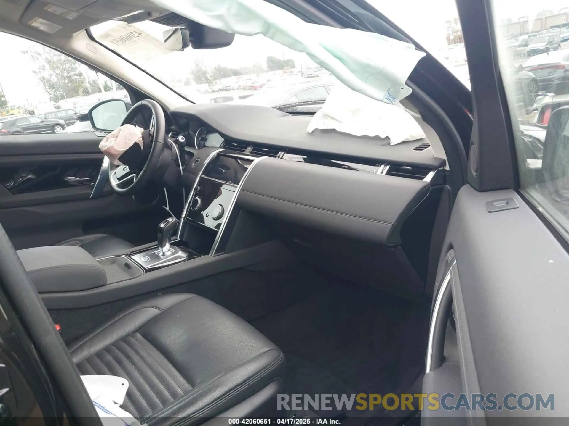 5 fotografías del automóvil dañado SALCJ2FX4MH901558 LAND ROVER DISCOVERY SPORT 2021