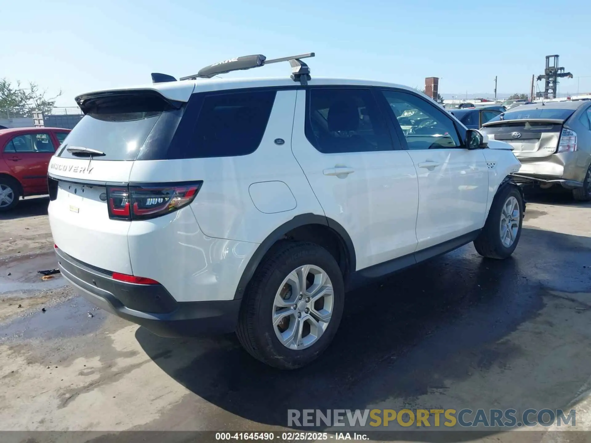 4 fotografías del automóvil dañado SALCJ2FX5MH889260 LAND ROVER DISCOVERY SPORT 2021