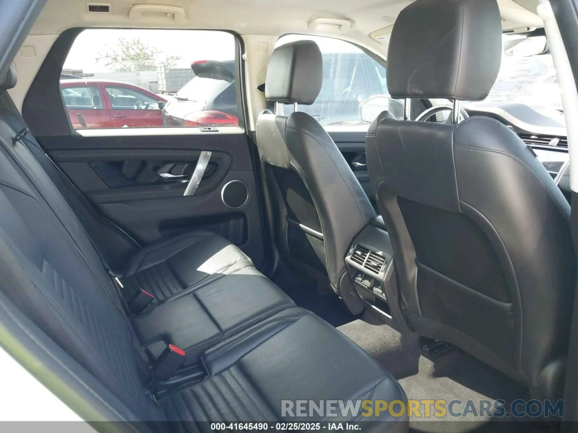 8 fotografías del automóvil dañado SALCJ2FX5MH889260 LAND ROVER DISCOVERY SPORT 2021