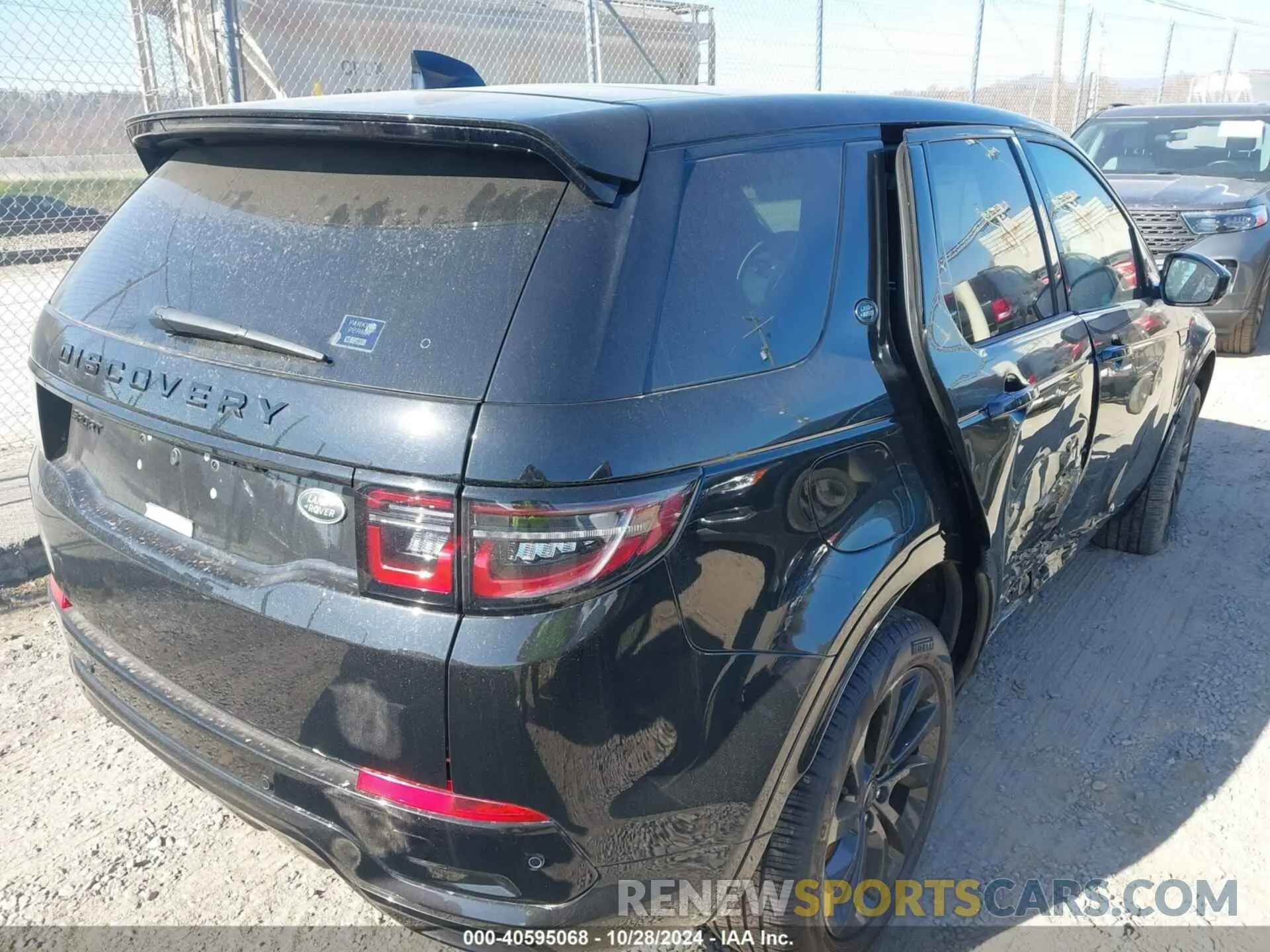 4 fotografías del automóvil dañado SALCL2FXXPH322394 LAND ROVER DISCOVERY SPORT 2023