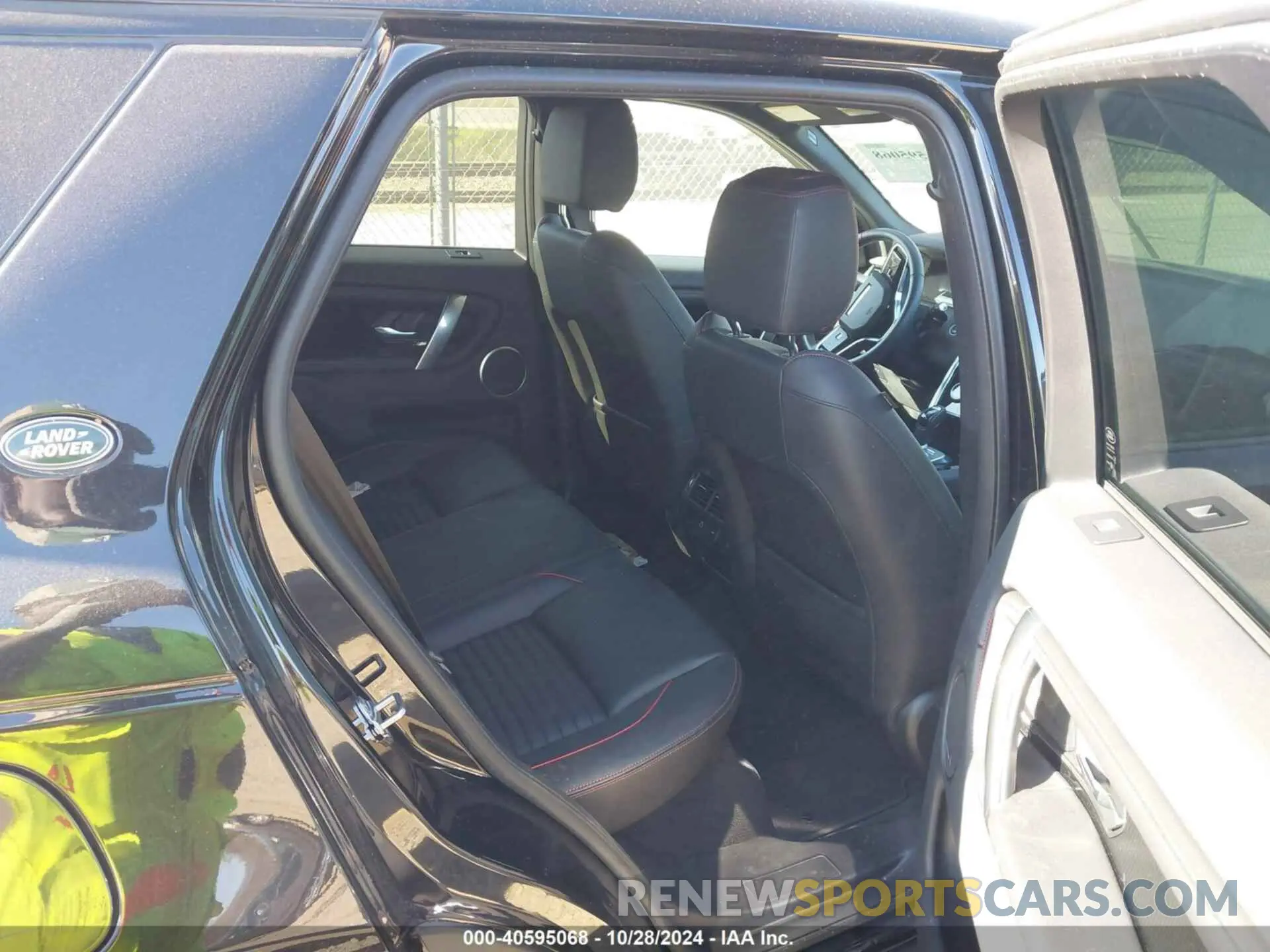 8 fotografías del automóvil dañado SALCL2FXXPH322394 LAND ROVER DISCOVERY SPORT 2023