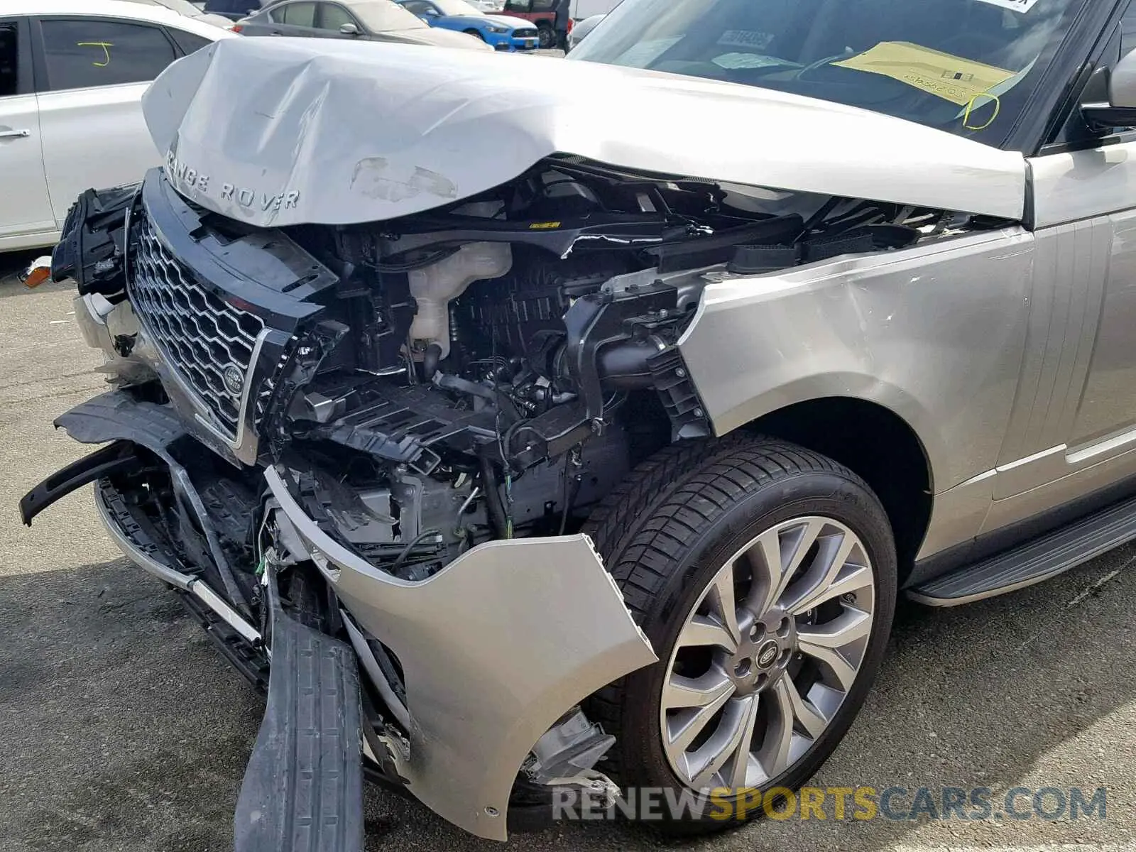 9 fotografías del automóvil dañado SALGS2SV1KA519903 LAND ROVER RANGE ROVE 2019
