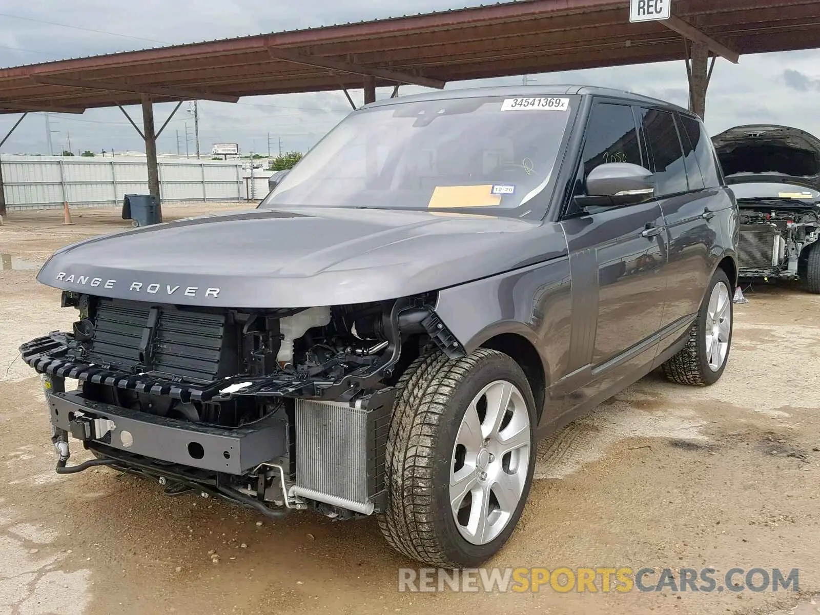 2 fotografías del automóvil dañado SALGS2SVXKA533654 LAND ROVER RANGE ROVE 2019