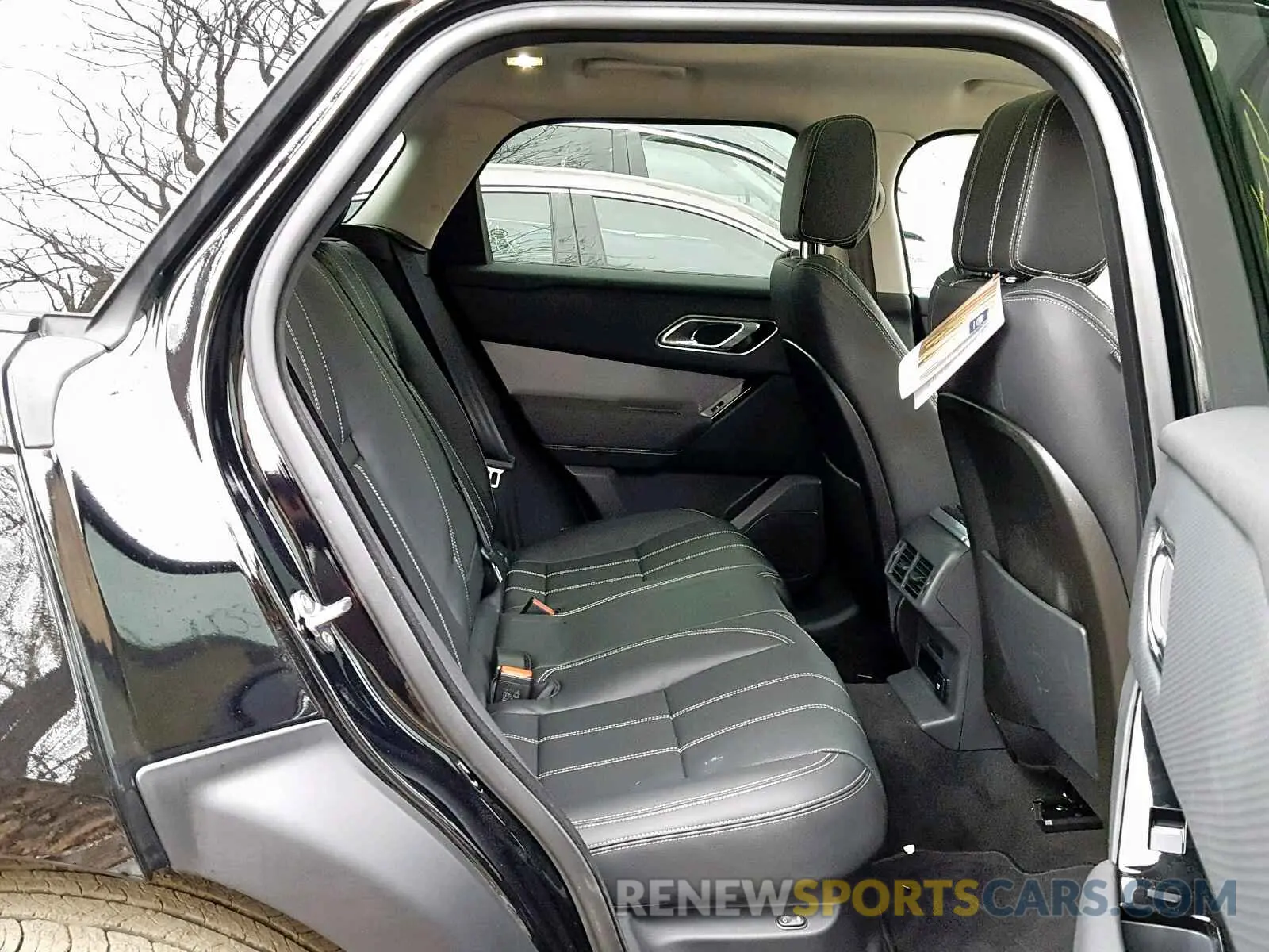 6 fotografías del automóvil dañado SALYB2EX3KA798532 LAND ROVER RANGE ROVE 2019