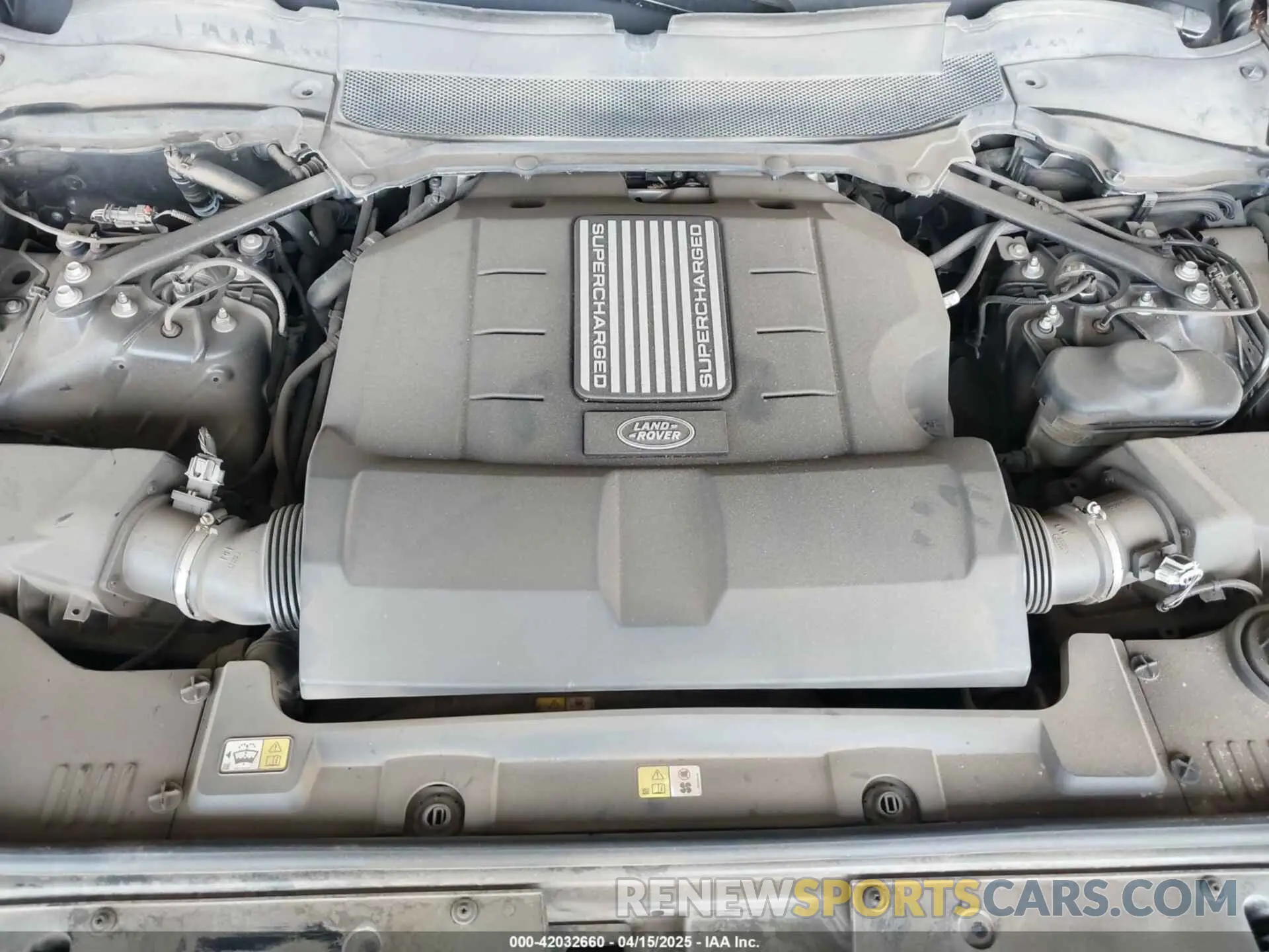 10 fotografías del automóvil dañado SALGS2RE3KA523053 LAND ROVER RANGE ROVER 2019