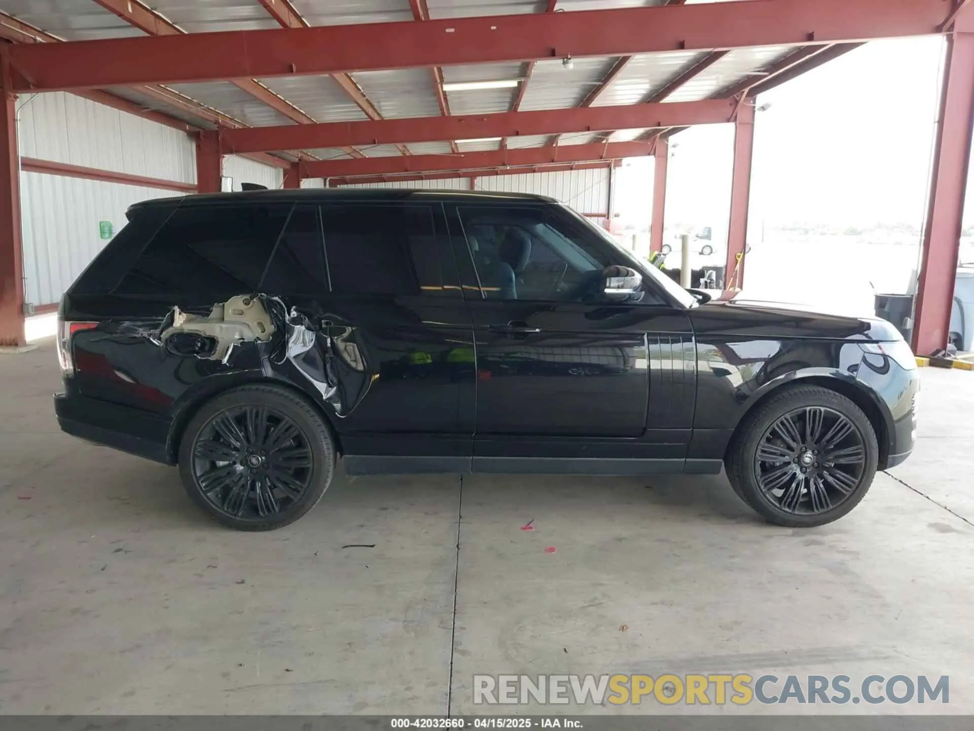 13 fotografías del automóvil dañado SALGS2RE3KA523053 LAND ROVER RANGE ROVER 2019