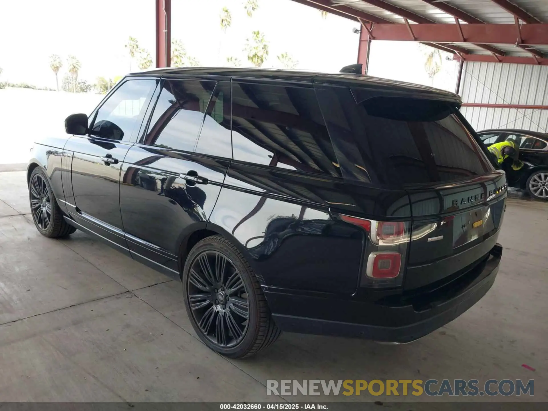 3 fotografías del automóvil dañado SALGS2RE3KA523053 LAND ROVER RANGE ROVER 2019