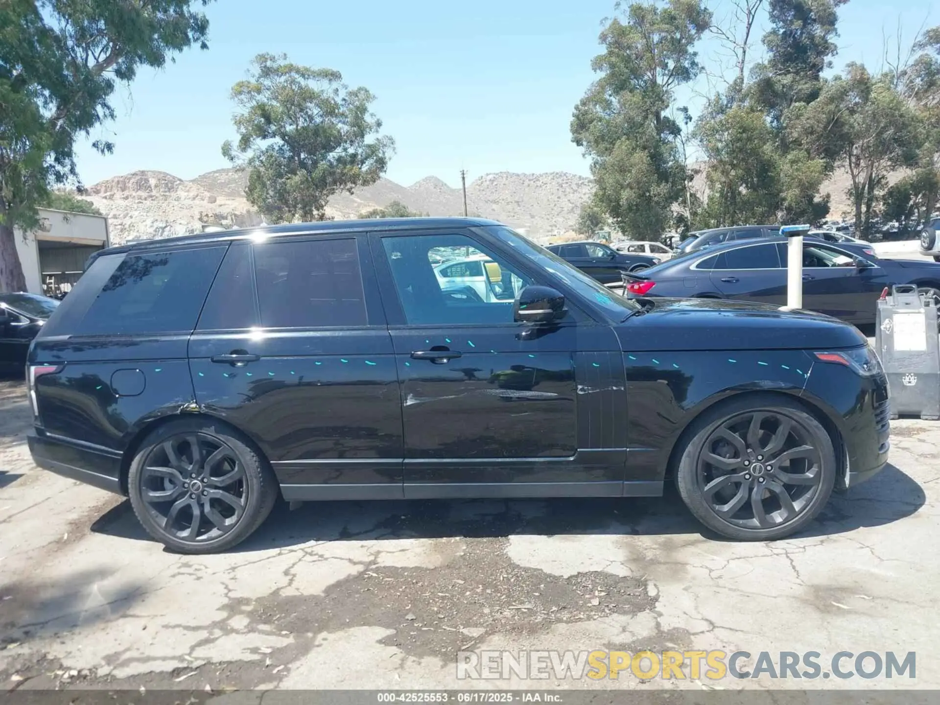 14 fotografías del automóvil dañado SALGS2RE3KA525210 LAND ROVER RANGE ROVER 2019