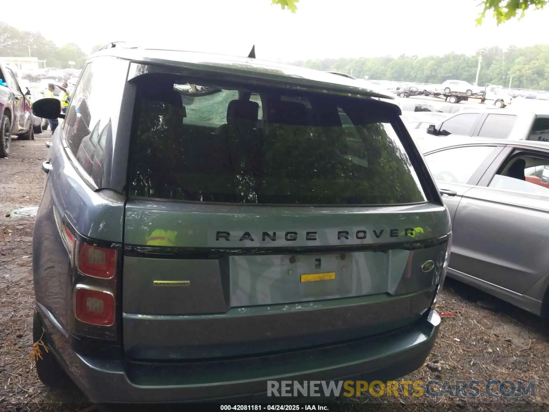 16 fotografías del automóvil dañado SALGS2RE5KA516721 LAND ROVER RANGE ROVER 2019