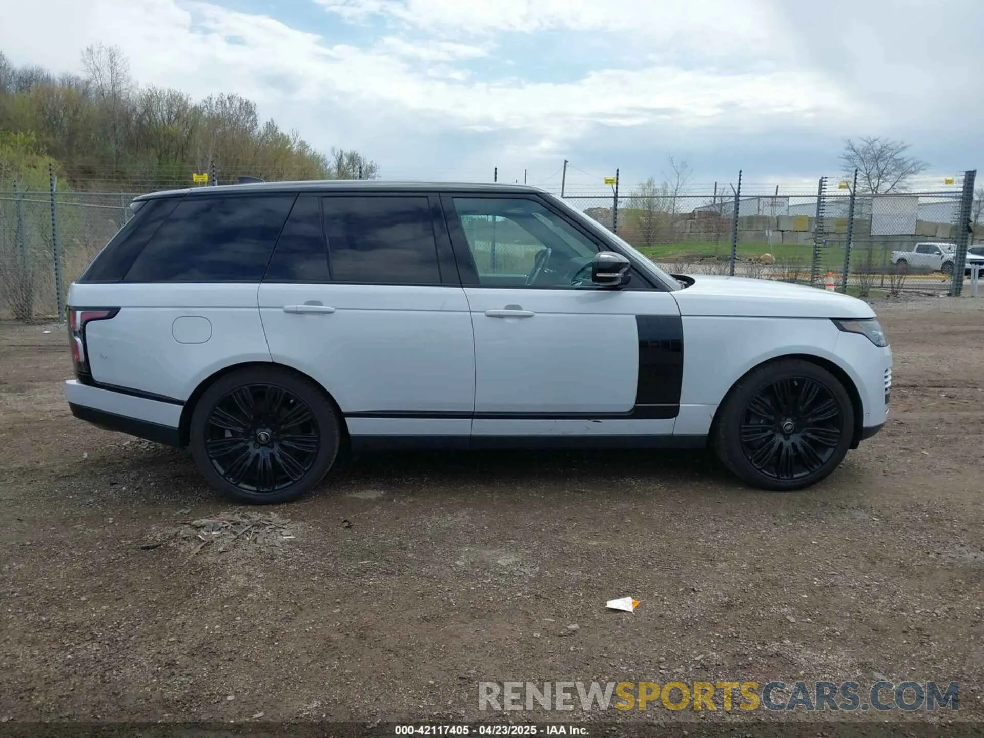 13 fotografías del automóvil dañado SALGS2RE6KA535049 LAND ROVER RANGE ROVER 2019