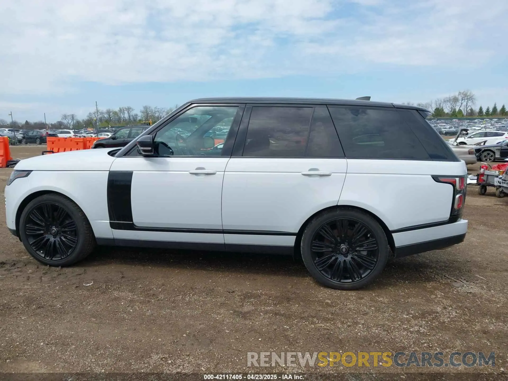 14 fotografías del automóvil dañado SALGS2RE6KA535049 LAND ROVER RANGE ROVER 2019
