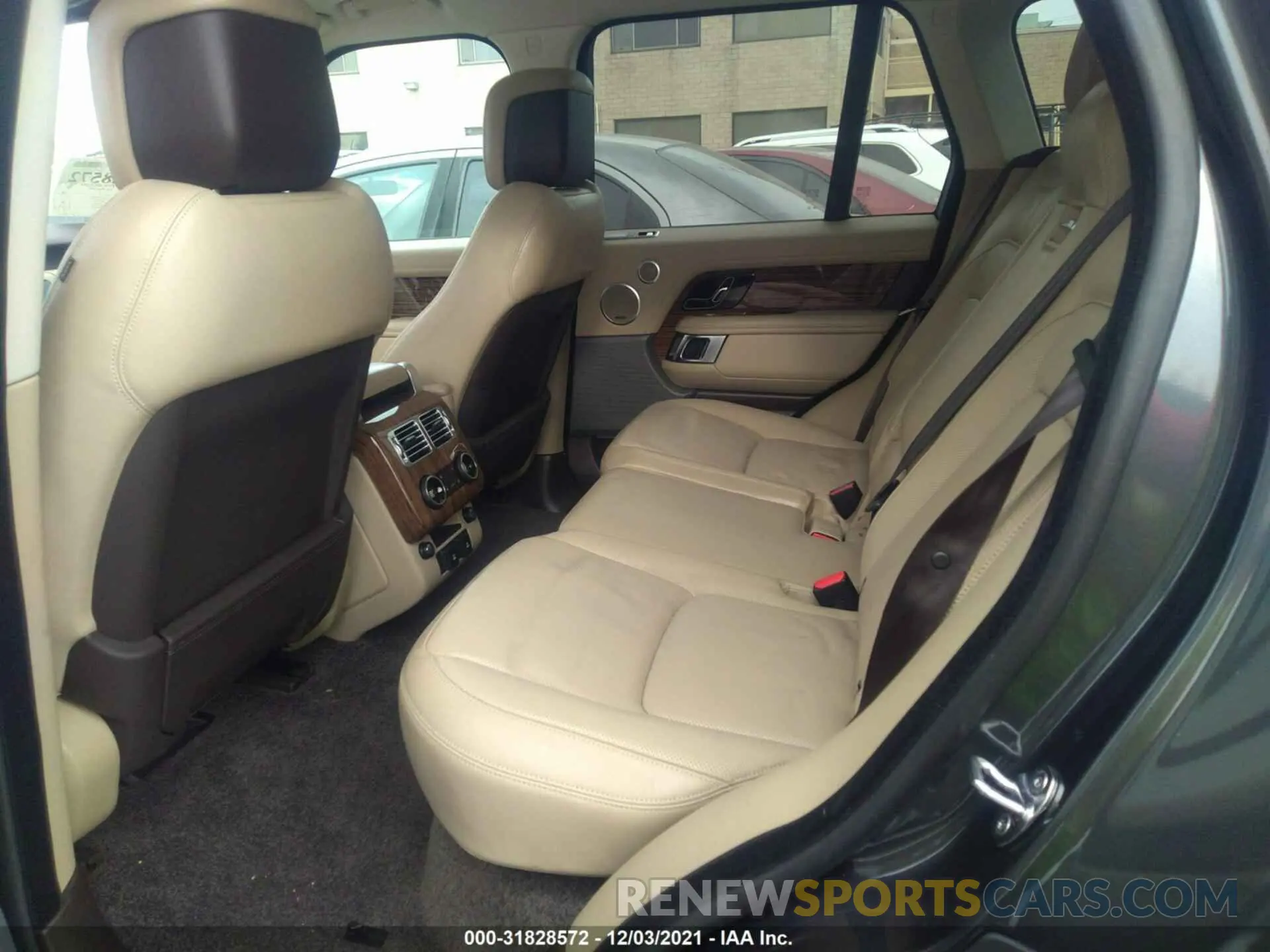 8 fotografías del automóvil dañado SALGS2RE6KA547301 LAND ROVER RANGE ROVER 2019