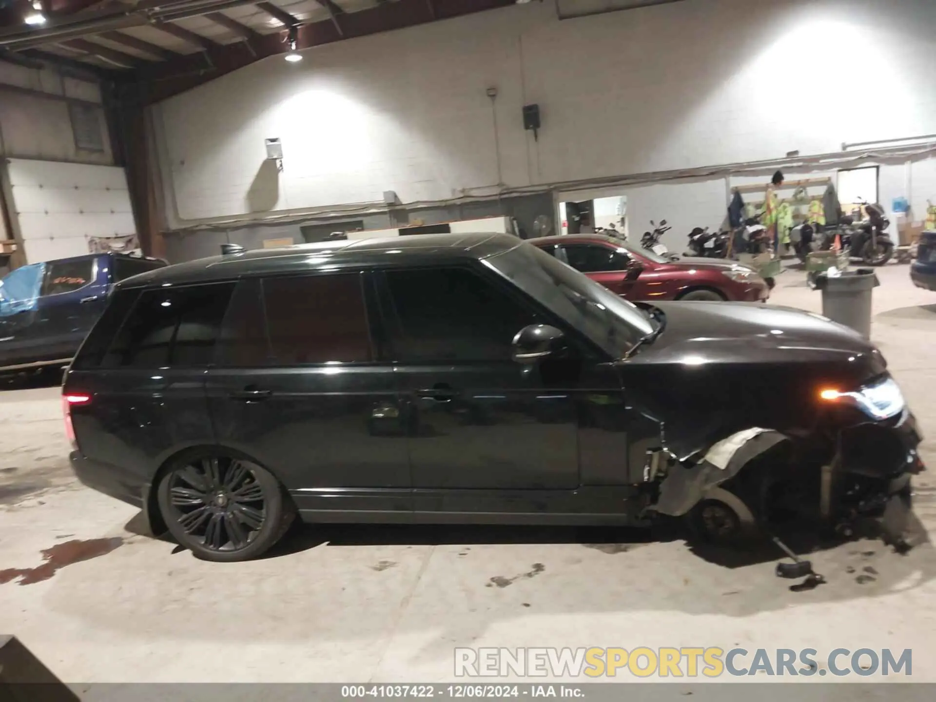 13 fotografías del automóvil dañado SALGS2RE8KA558929 LAND ROVER RANGE ROVER 2019