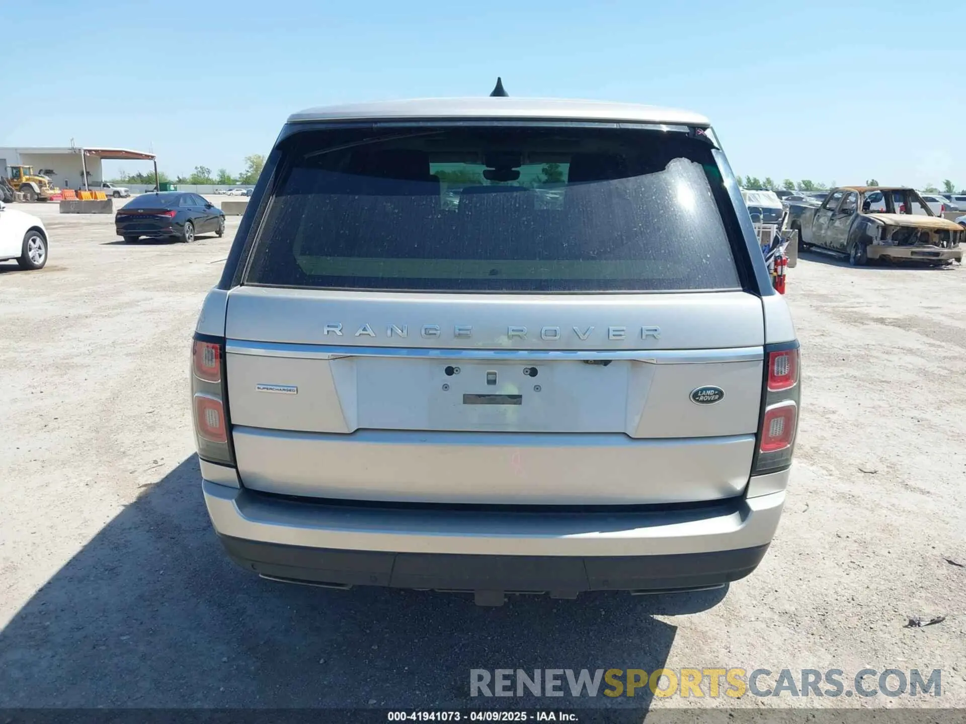 16 fotografías del automóvil dañado SALGS2RE9KA520688 LAND ROVER RANGE ROVER 2019