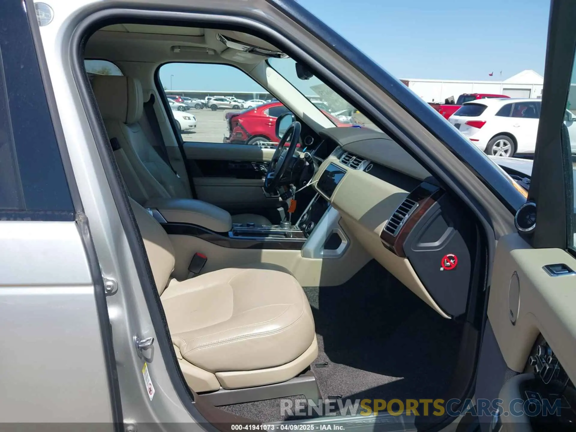 5 fotografías del automóvil dañado SALGS2RE9KA520688 LAND ROVER RANGE ROVER 2019