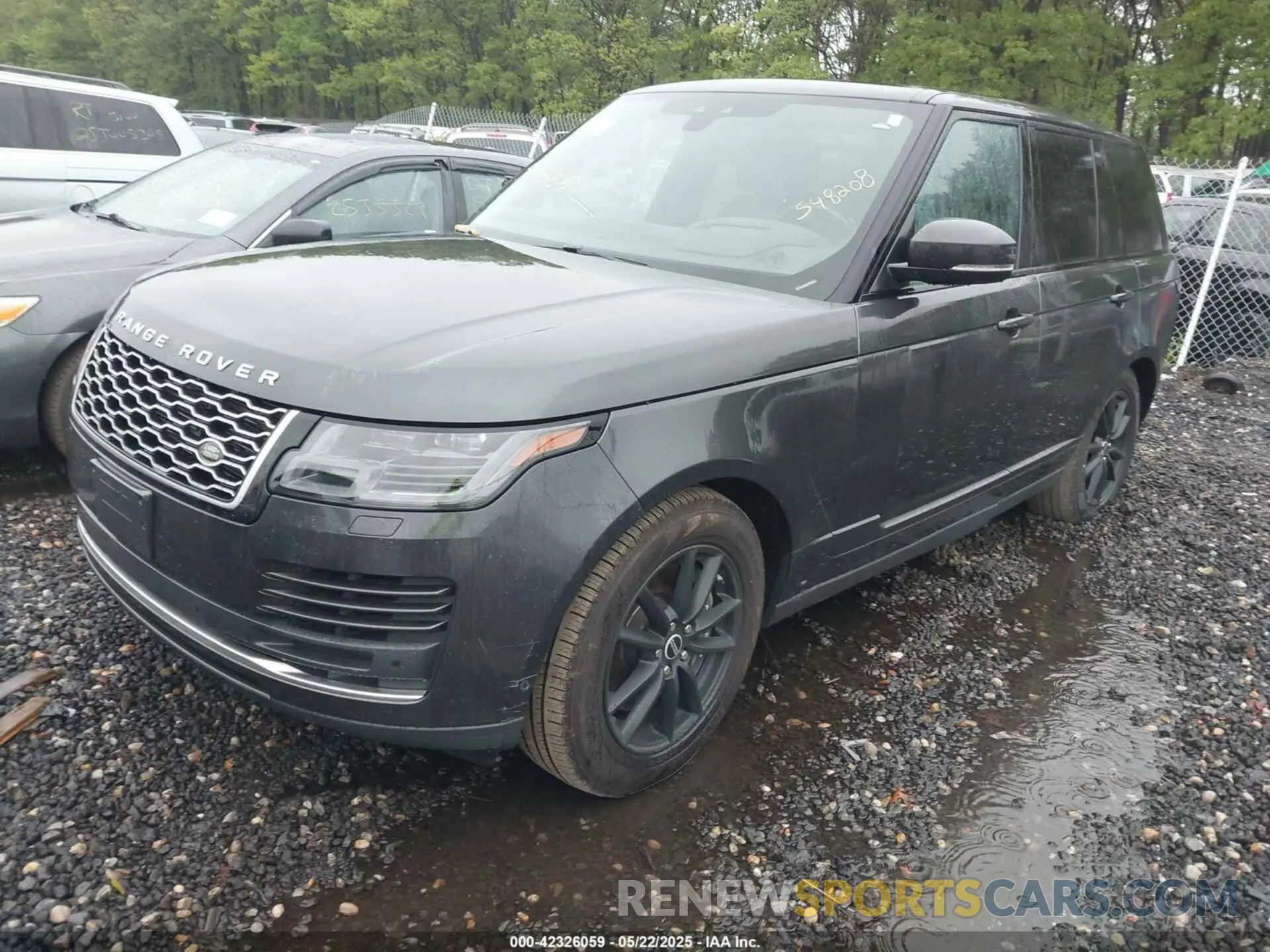 2 fotografías del automóvil dañado SALGS2SV0KA520119 LAND ROVER RANGE ROVER 2019