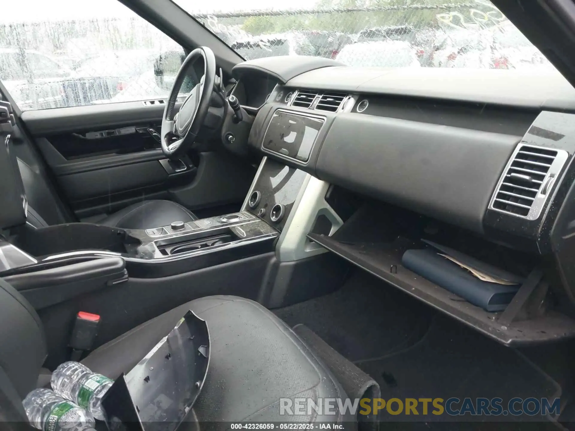 5 fotografías del automóvil dañado SALGS2SV0KA520119 LAND ROVER RANGE ROVER 2019