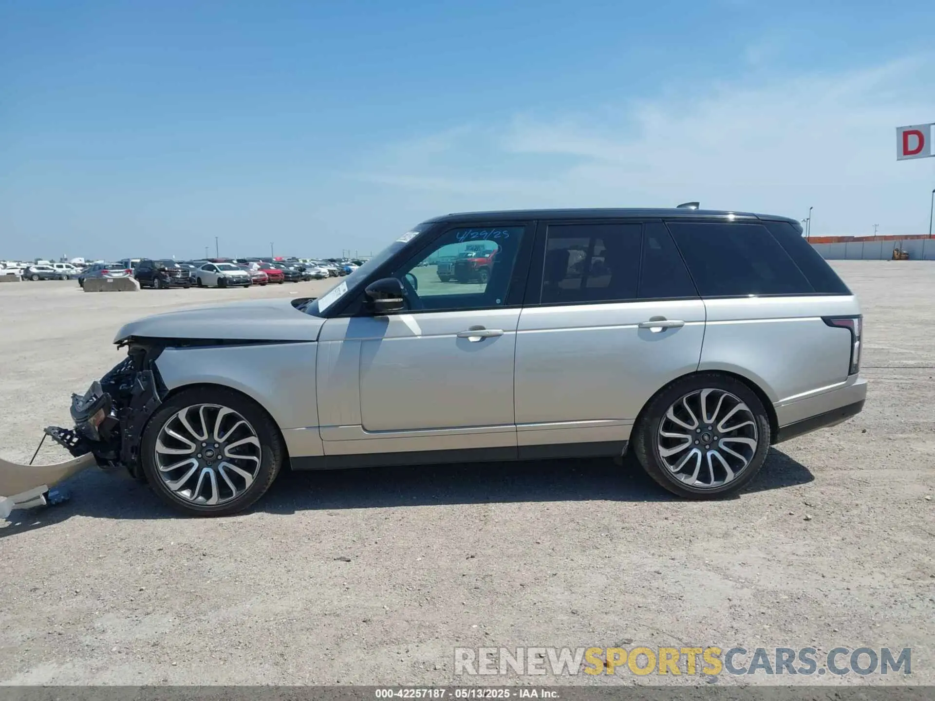 14 fotografías del automóvil dañado SALGS2SV2KA550061 LAND ROVER RANGE ROVER 2019