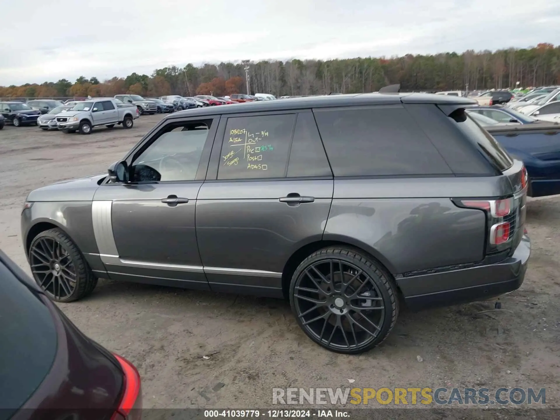 14 fotografías del automóvil dañado SALGS2SV4KA531639 LAND ROVER RANGE ROVER 2019