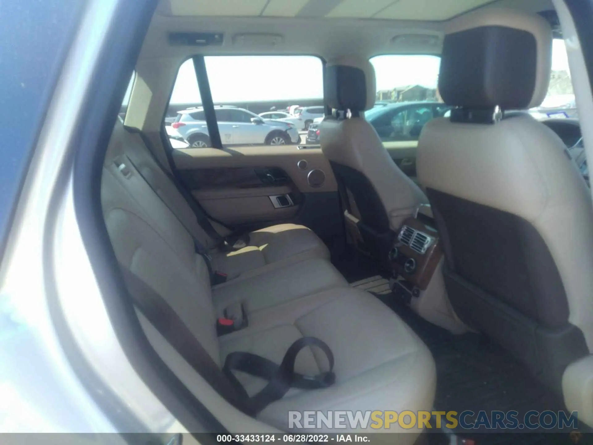 8 fotografías del automóvil dañado SALGS2SV5KA541094 LAND ROVER RANGE ROVER 2019