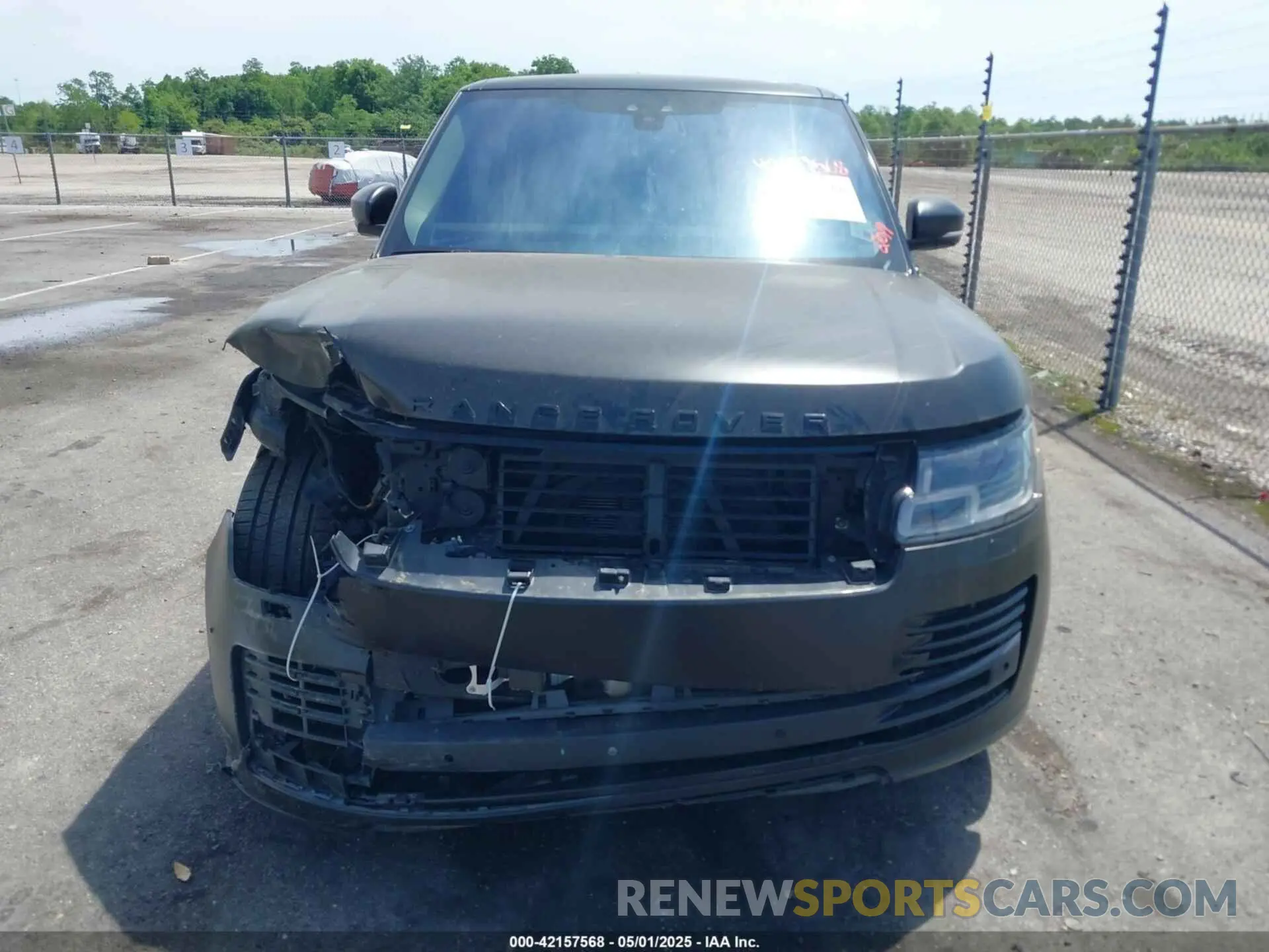 12 fotografías del automóvil dañado SALGS2SV6KA555683 LAND ROVER RANGE ROVER 2019