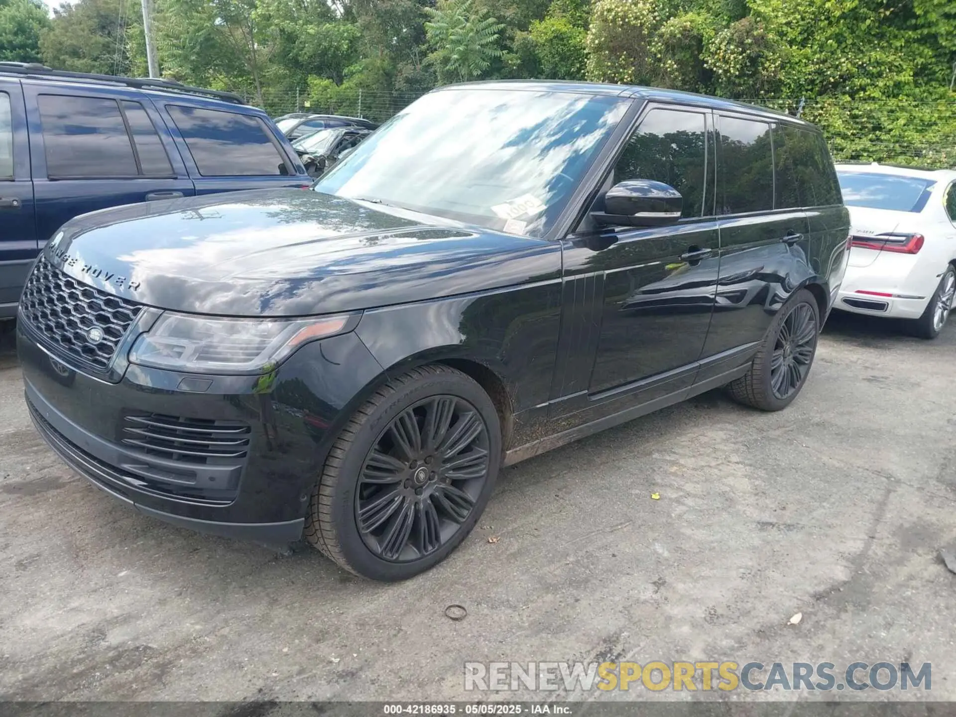 2 fotografías del automóvil dañado SALGS2SVXKA516370 LAND ROVER RANGE ROVER 2019