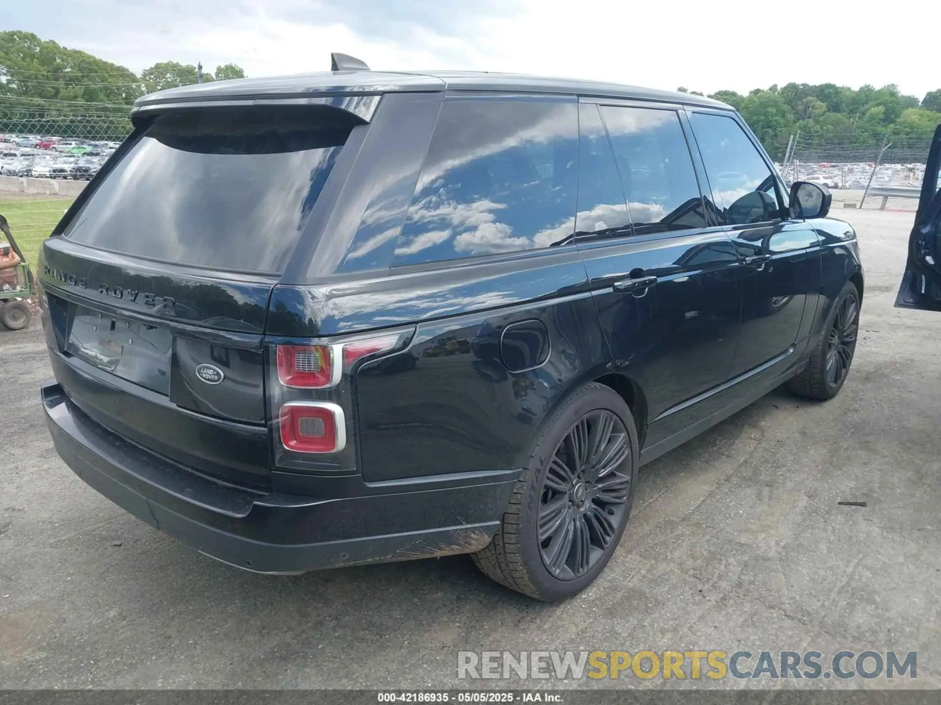4 fotografías del automóvil dañado SALGS2SVXKA516370 LAND ROVER RANGE ROVER 2019