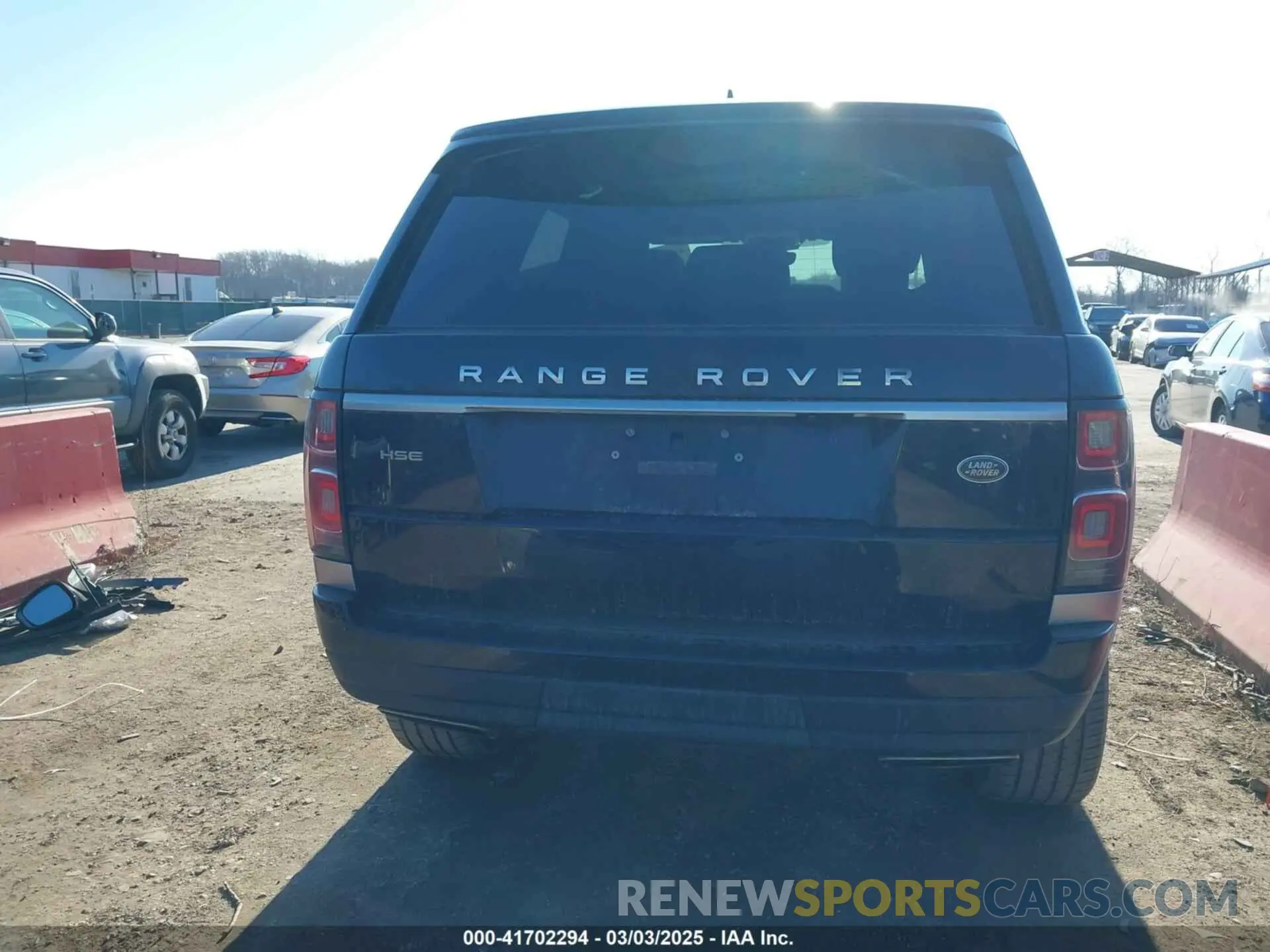 17 fotografías del automóvil dañado SALGS2SVXKA544332 LAND ROVER RANGE ROVER 2019