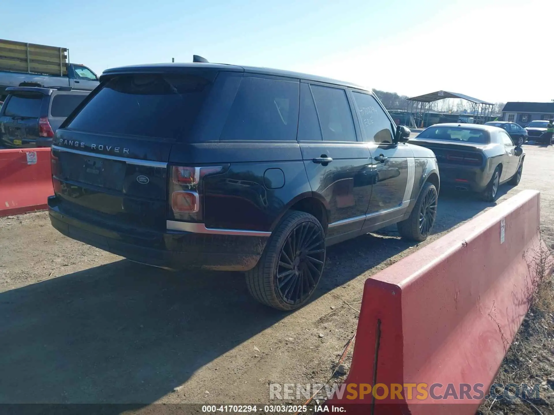 4 fotografías del automóvil dañado SALGS2SVXKA544332 LAND ROVER RANGE ROVER 2019