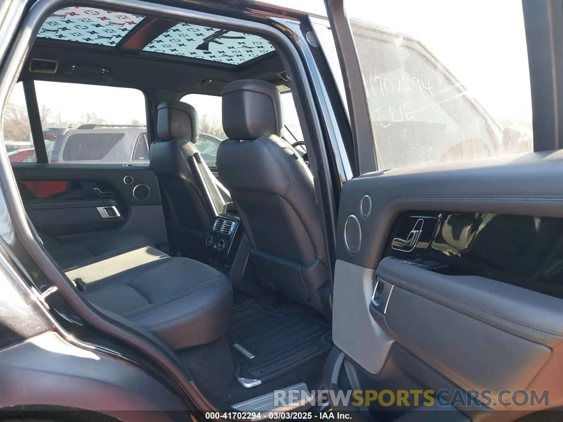 8 fotografías del automóvil dañado SALGS2SVXKA544332 LAND ROVER RANGE ROVER 2019