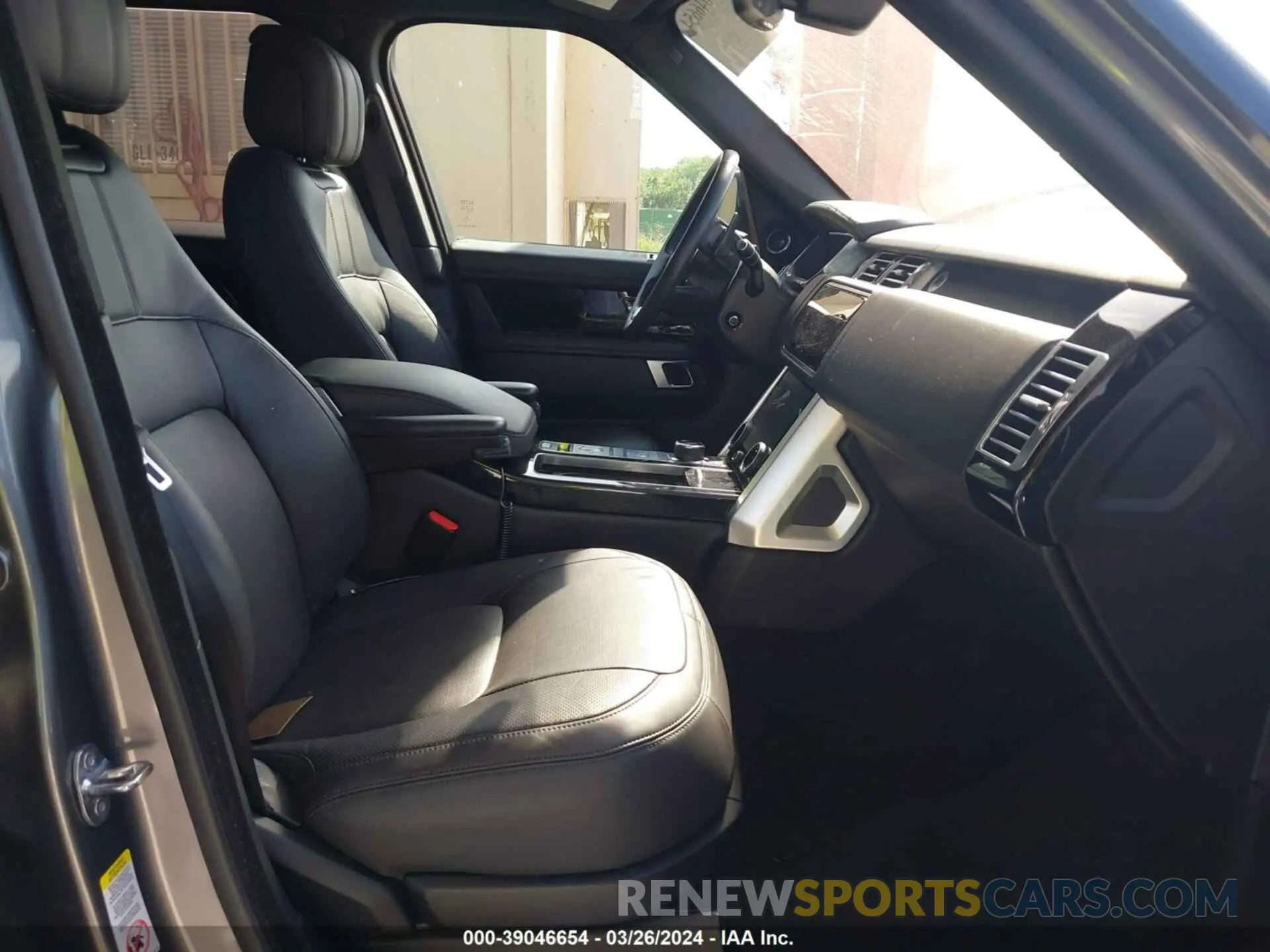 5 fotografías del automóvil dañado SALGS2SVXKA554262 LAND ROVER RANGE ROVER 2019