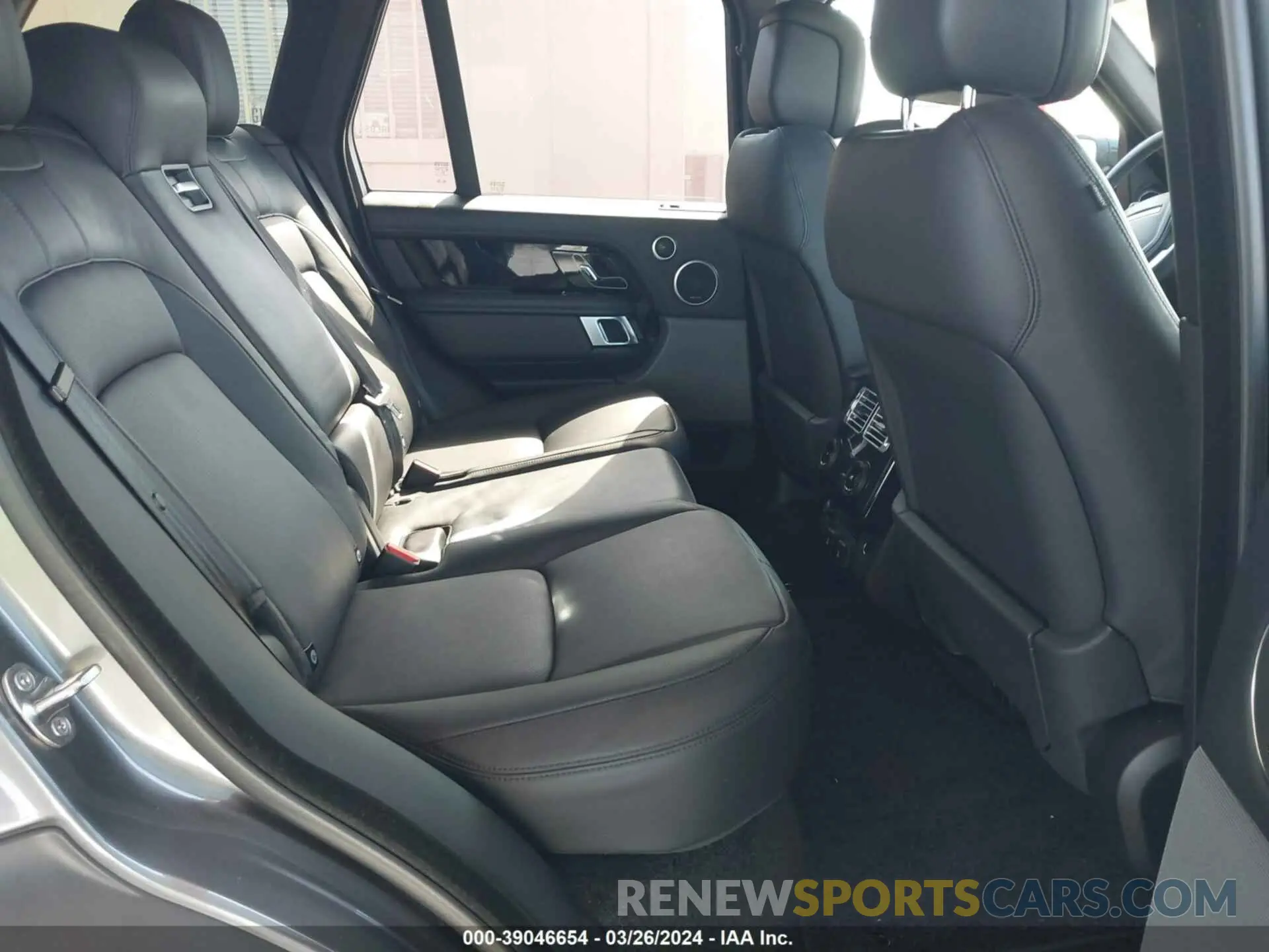 8 fotografías del automóvil dañado SALGS2SVXKA554262 LAND ROVER RANGE ROVER 2019