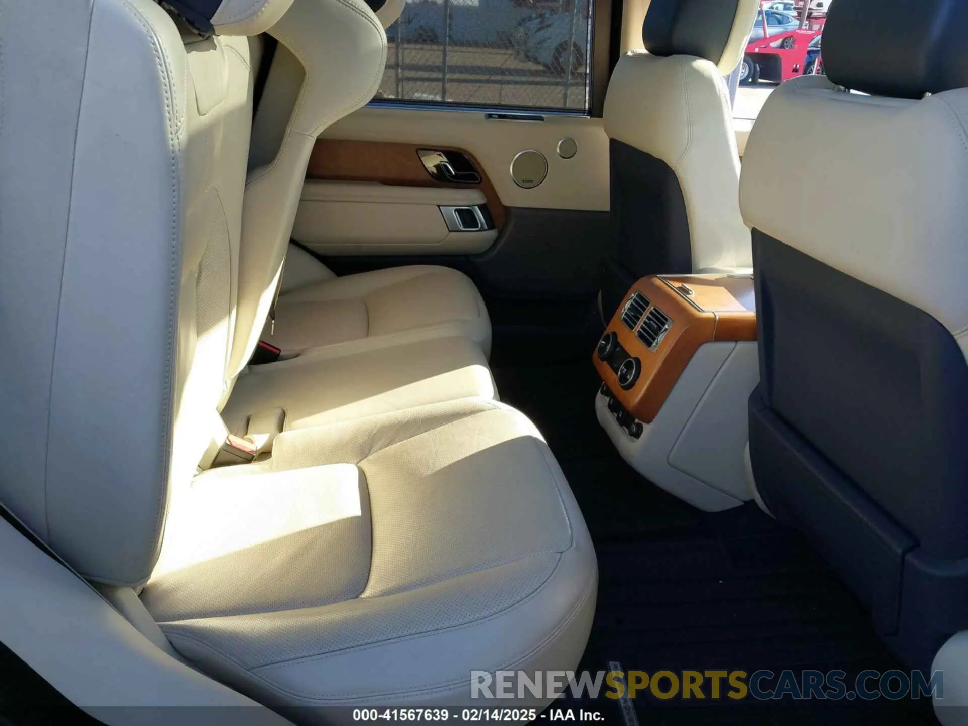 8 fotografías del automóvil dañado SALGS5RE1KA543268 LAND ROVER RANGE ROVER 2019