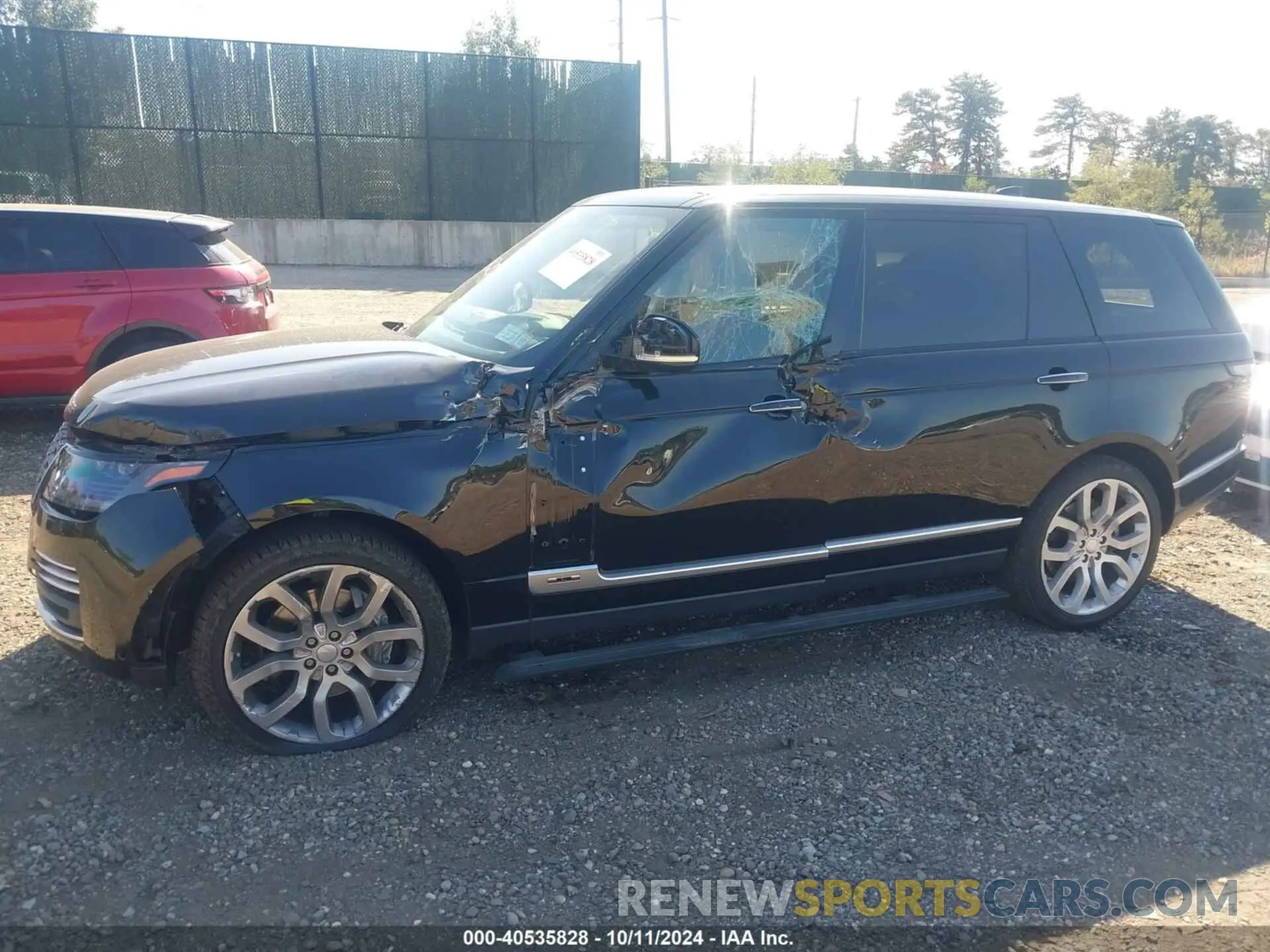 14 fotografías del automóvil dañado SALGV5RE7KA546795 LAND ROVER RANGE ROVER 2019