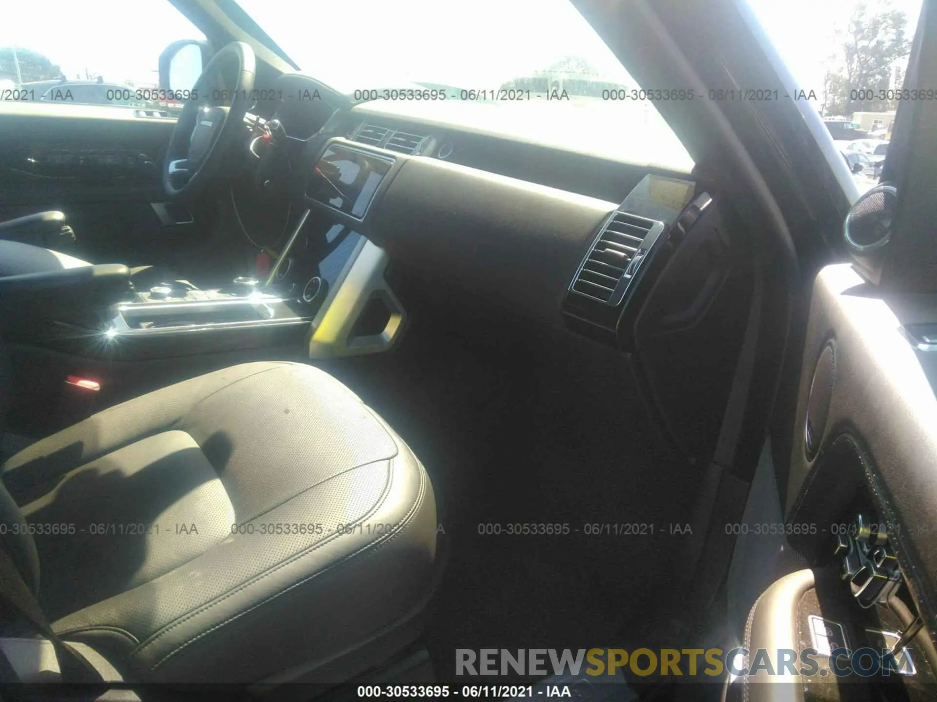5 fotografías del automóvil dañado SALGS2RU0LA570663 LAND ROVER RANGE ROVER 2020