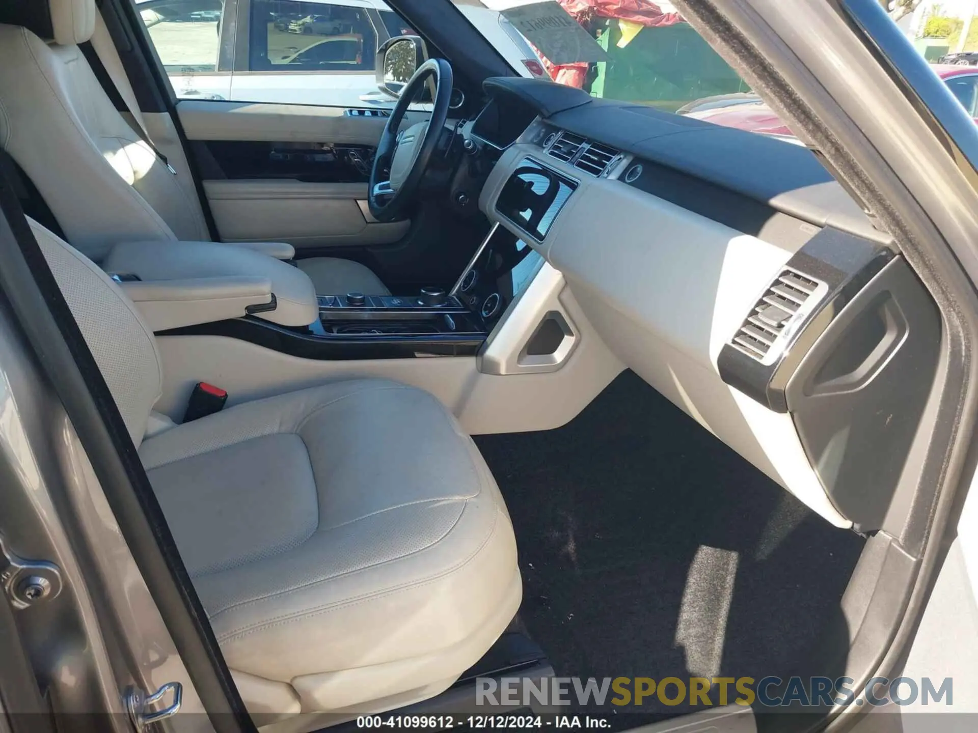5 fotografías del automóvil dañado SALGS2RU0LA583638 LAND ROVER RANGE ROVER 2020