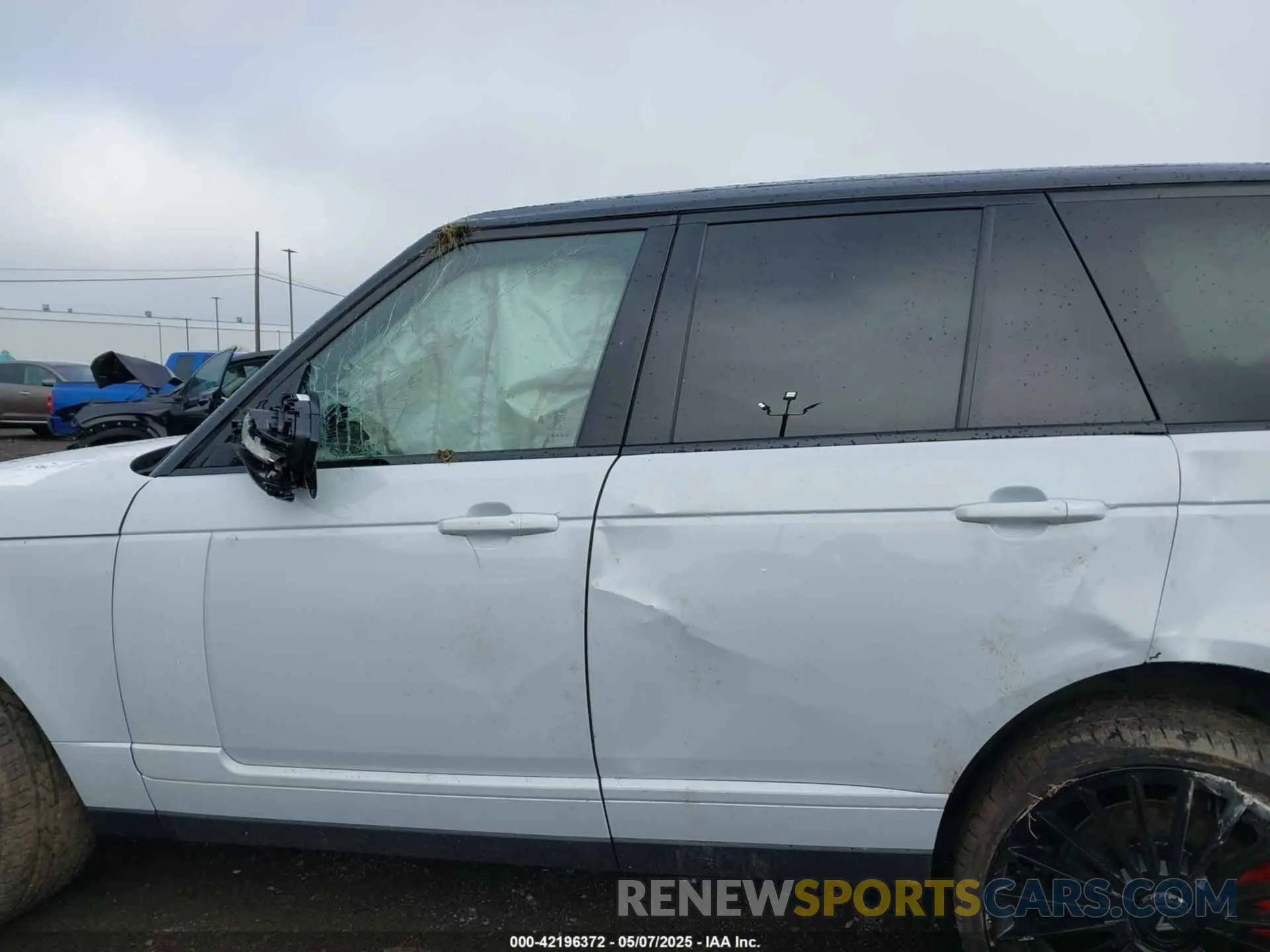13 fotografías del automóvil dañado SALGS2RU2LA592177 LAND ROVER RANGE ROVER 2020