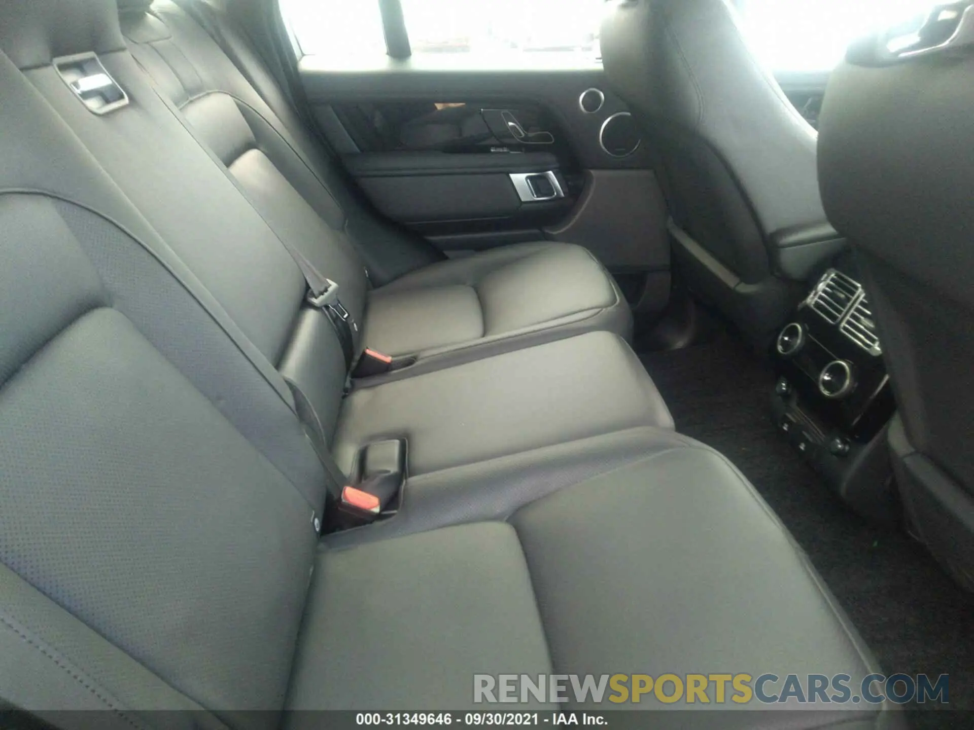 8 fotografías del automóvil dañado SALGS2RU4LA403612 LAND ROVER RANGE ROVER 2020