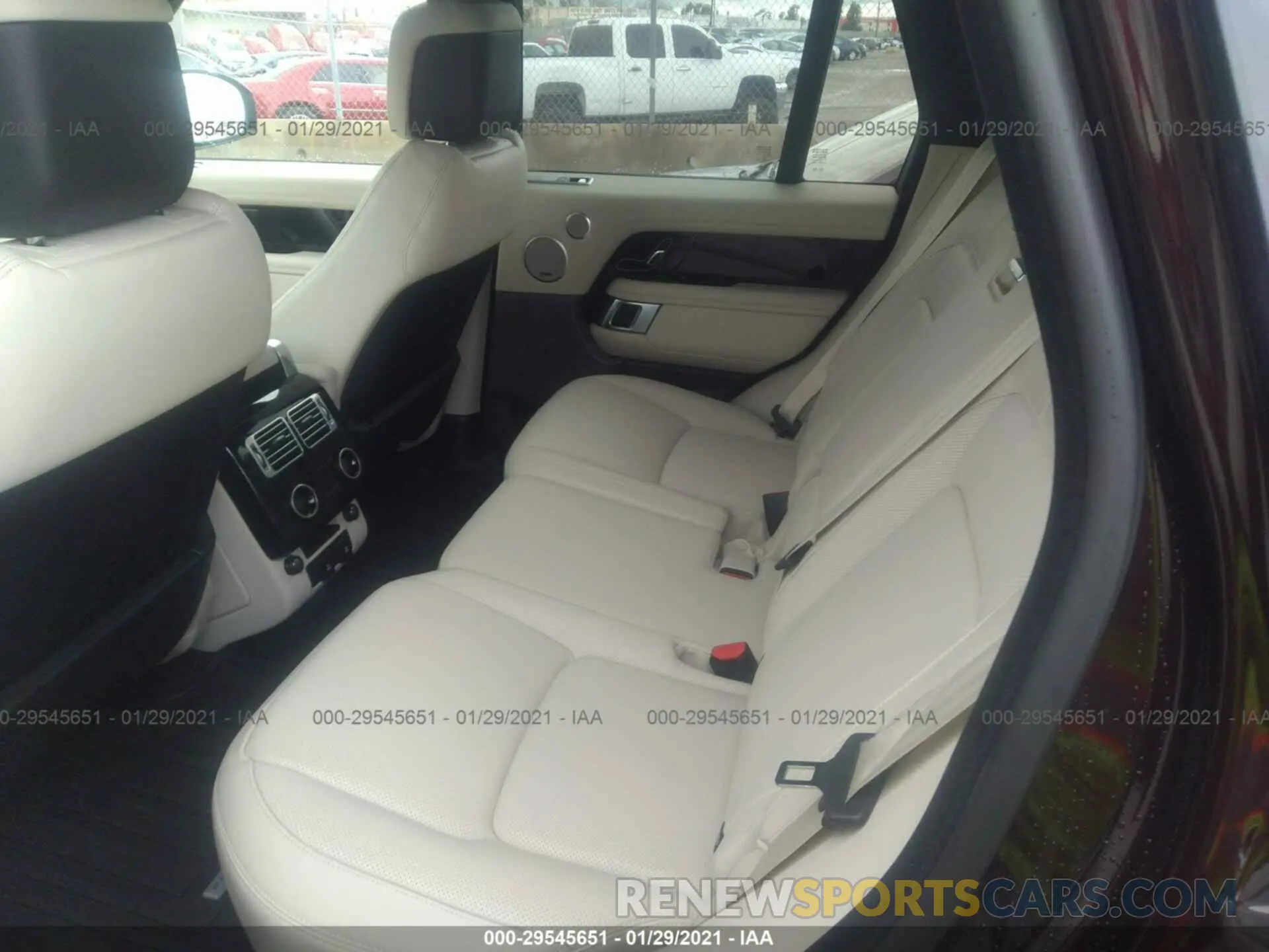 8 fotografías del automóvil dañado SALGS2RU4LA406350 LAND ROVER RANGE ROVER 2020