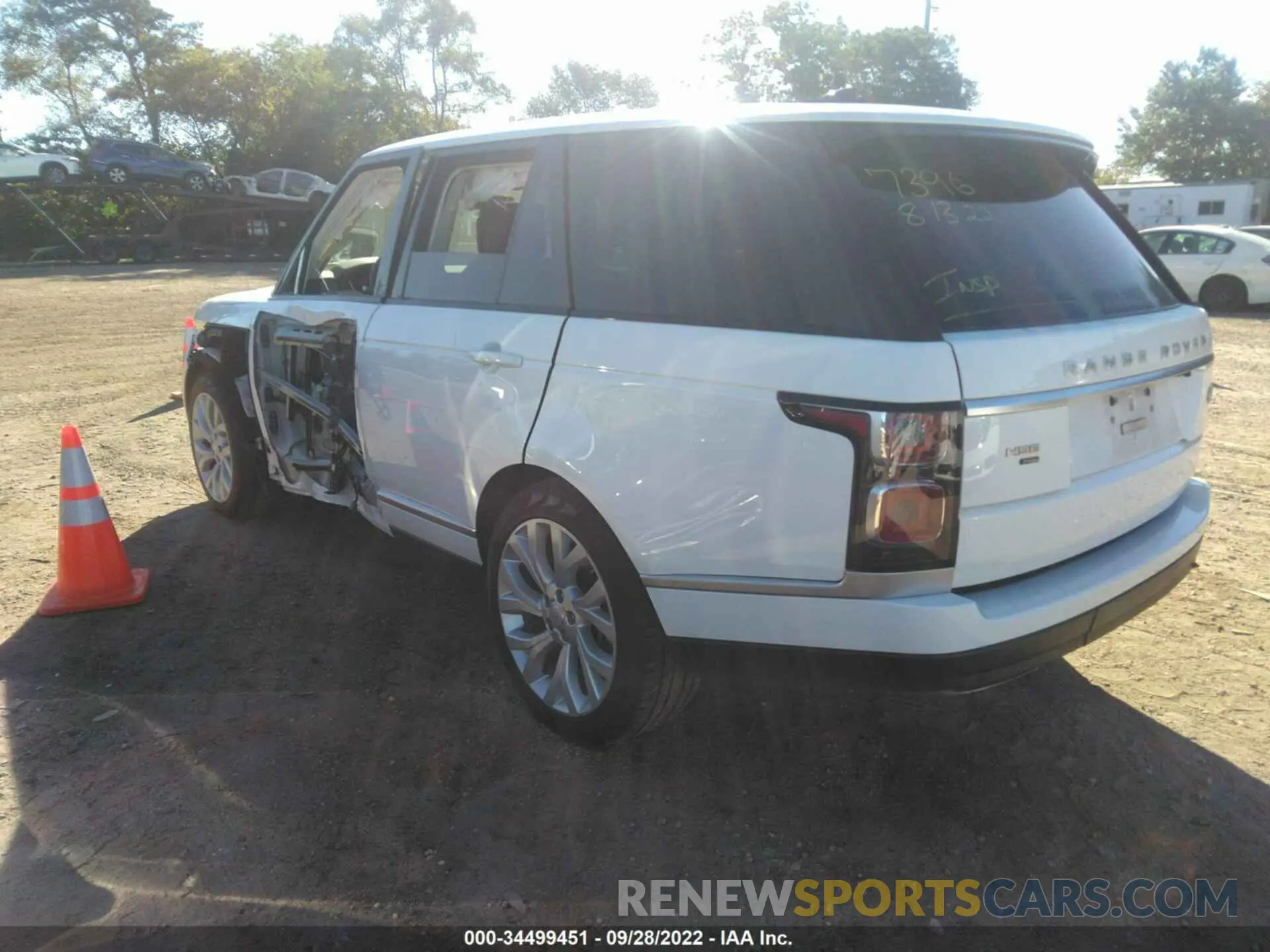 3 fotografías del automóvil dañado SALGS2RU5LA409161 LAND ROVER RANGE ROVER 2020