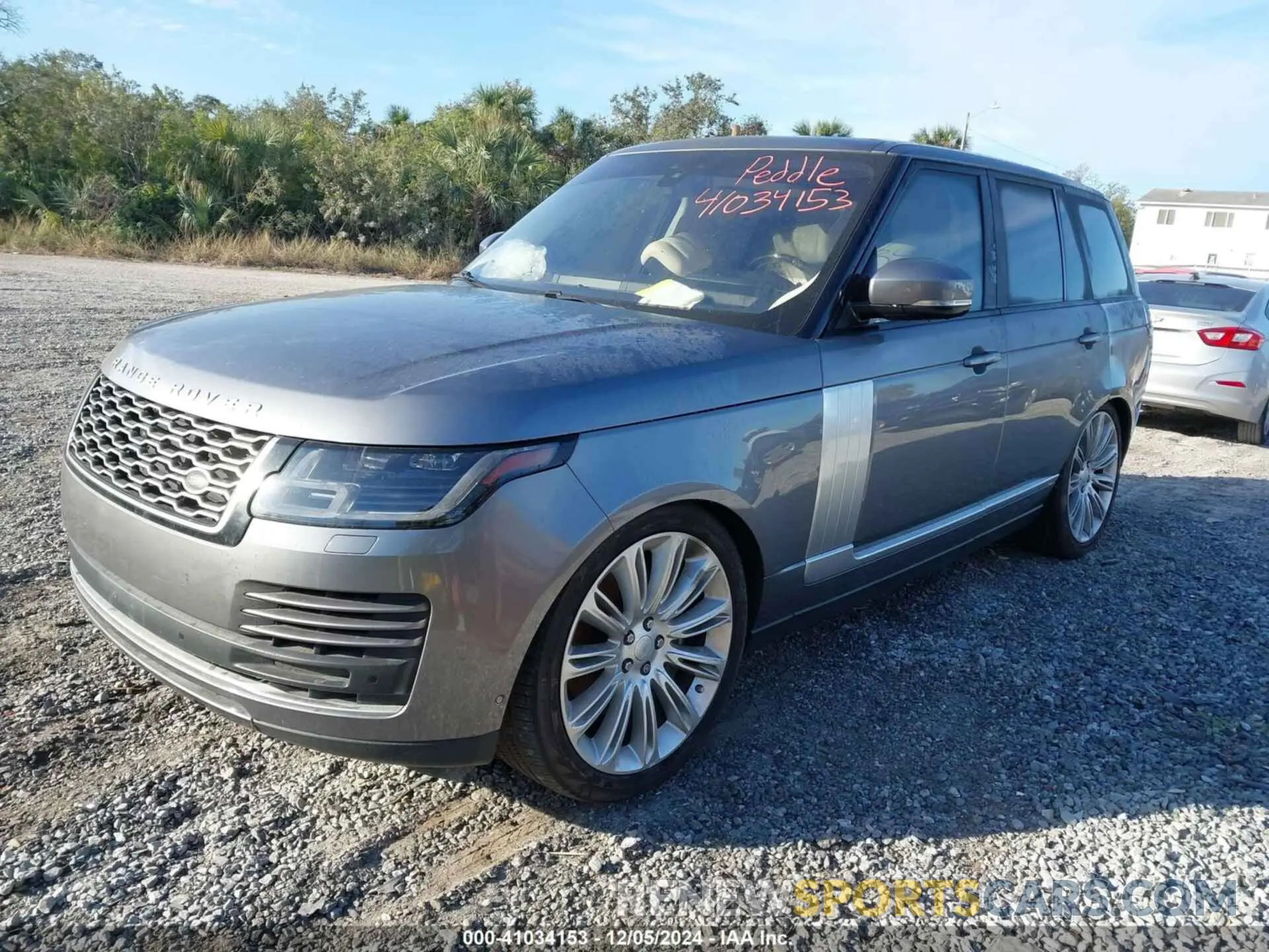 2 fotografías del automóvil dañado SALGS2RU5LA579780 LAND ROVER RANGE ROVER 2020