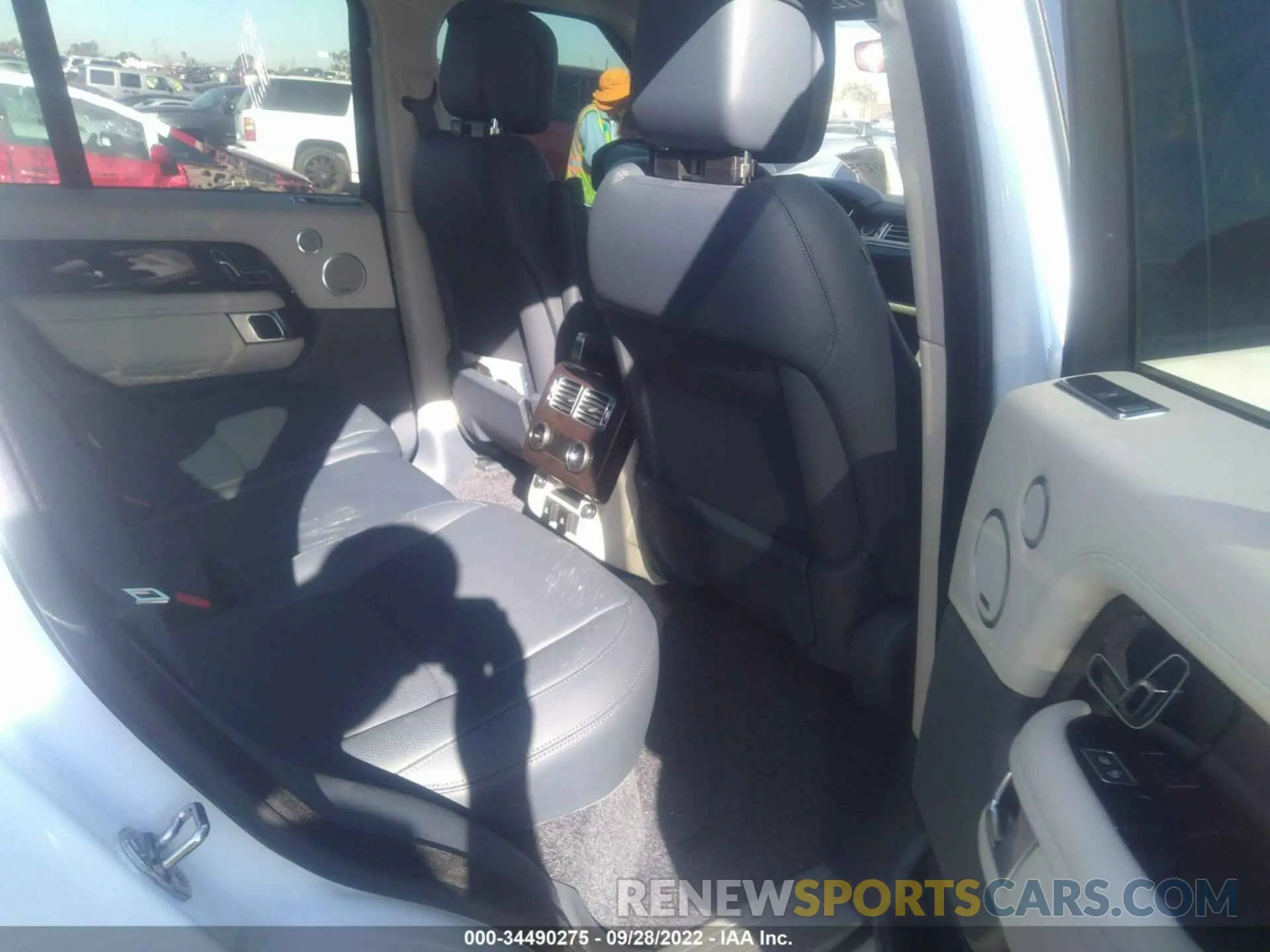 8 fotografías del automóvil dañado SALGS2RU9LA585601 LAND ROVER RANGE ROVER 2020