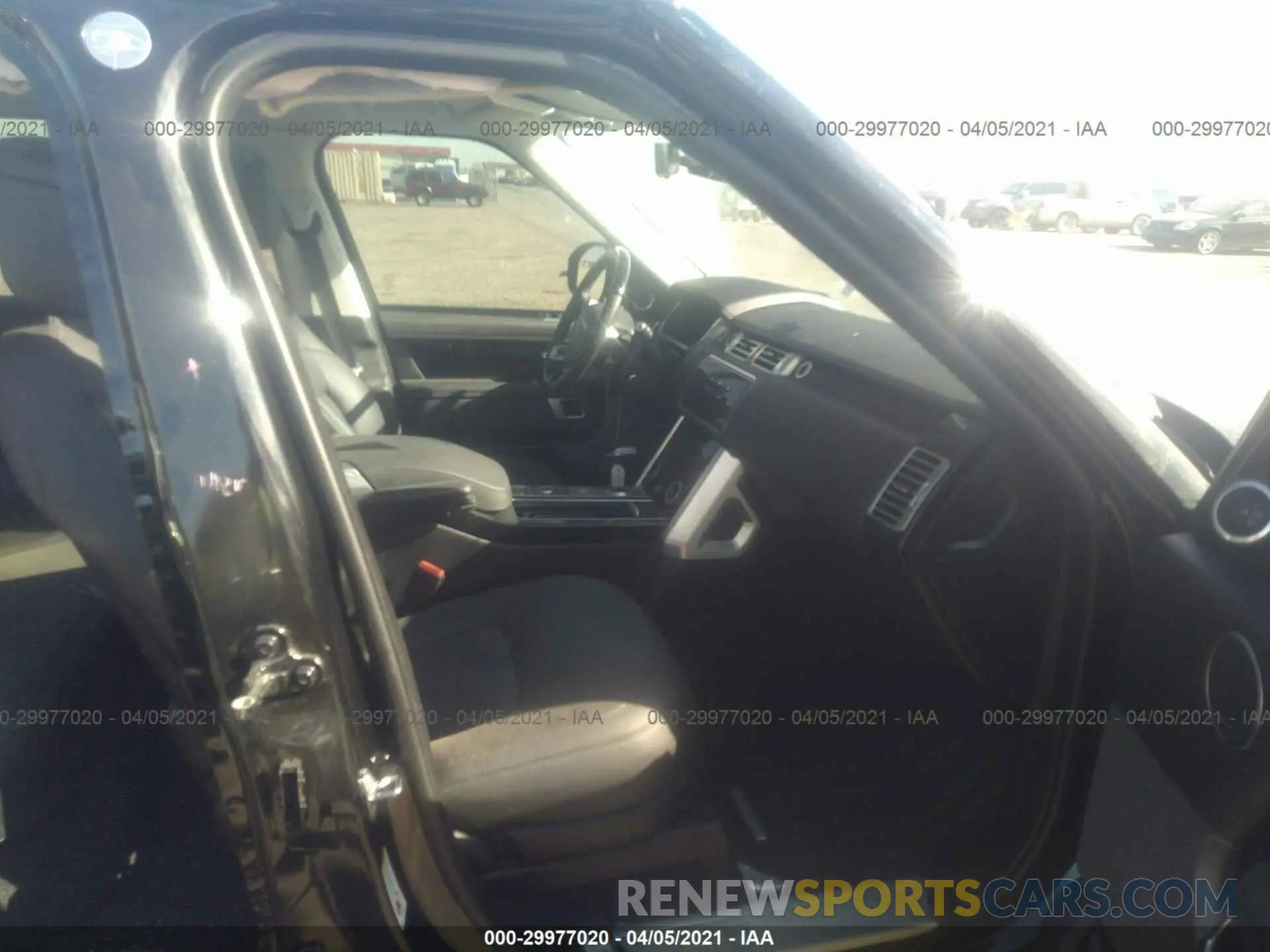 5 fotografías del automóvil dañado SALGS2SE4LA406836 LAND ROVER RANGE ROVER 2020
