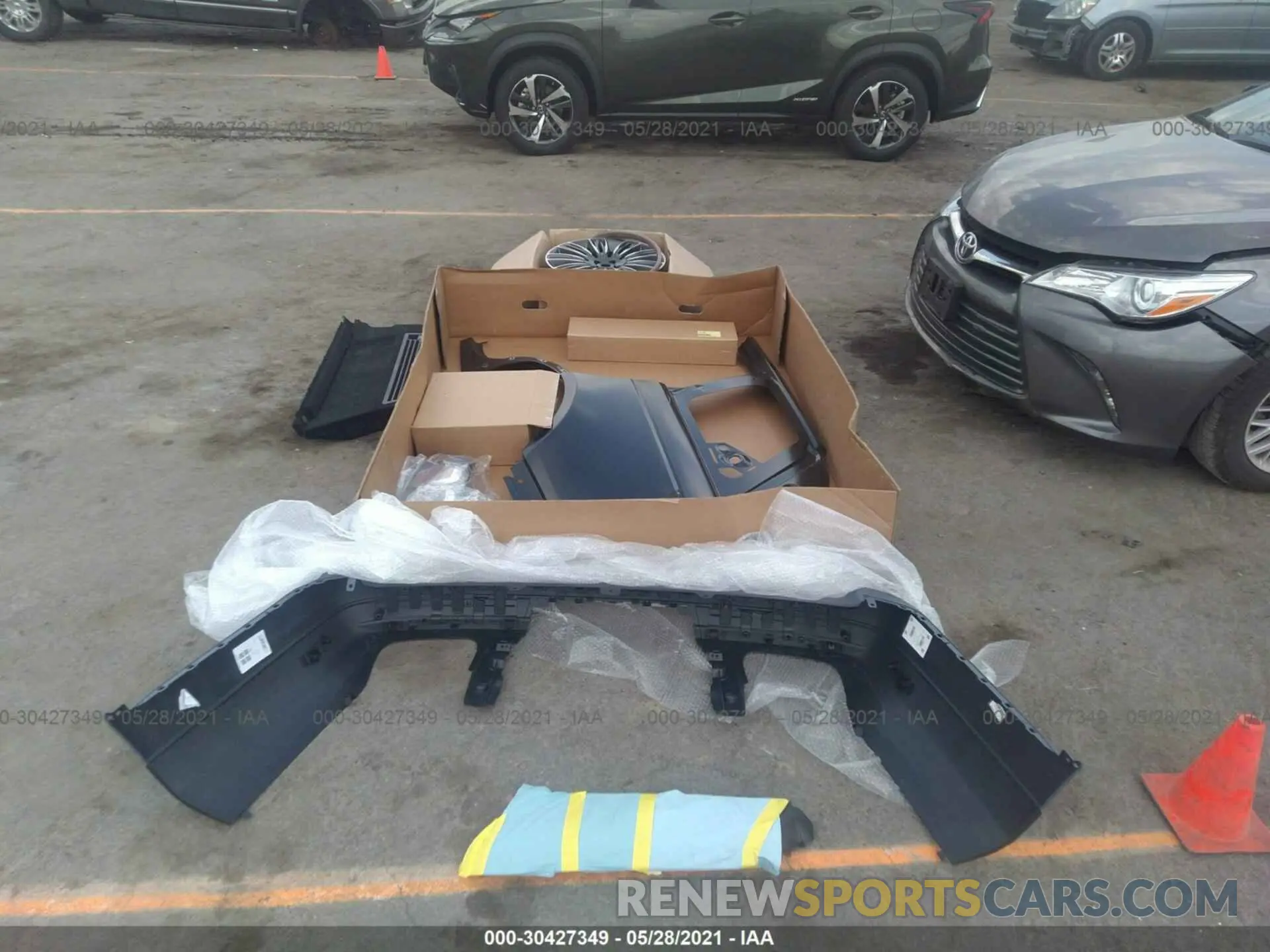 12 fotografías del automóvil dañado SALGS2SE6LA586689 LAND ROVER RANGE ROVER 2020