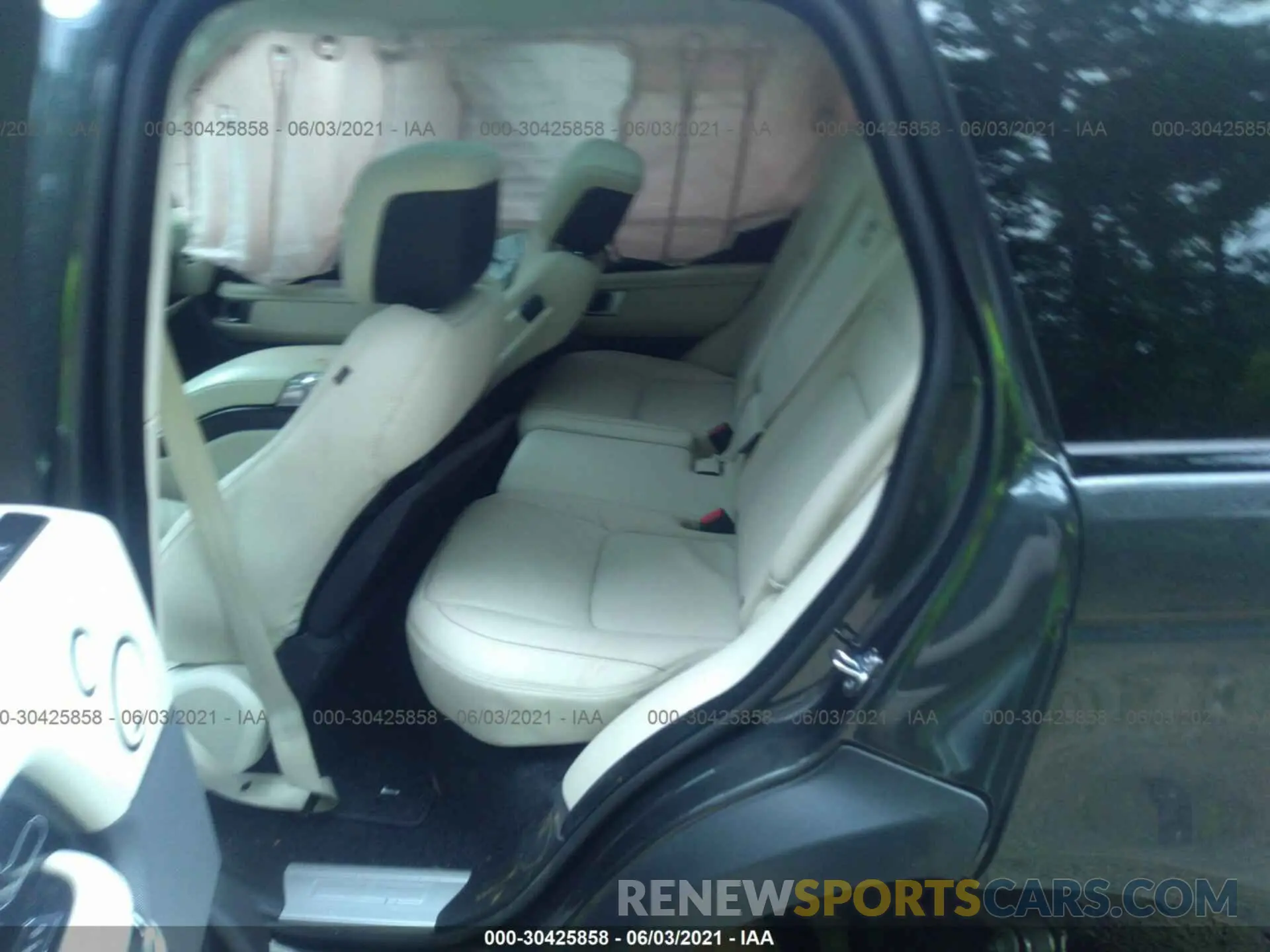 8 fotografías del automóvil dañado SALGS2SE6LA599491 LAND ROVER RANGE ROVER 2020