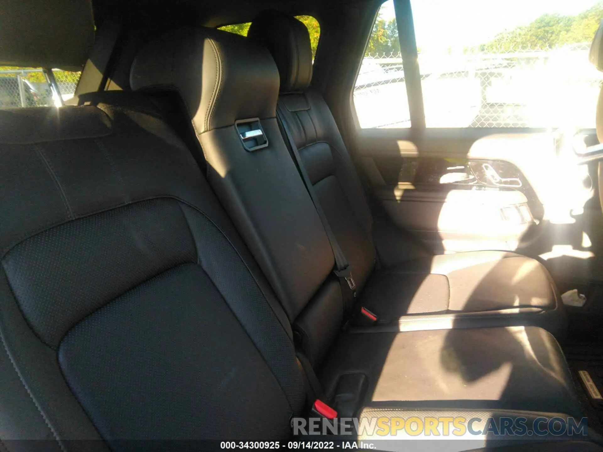 8 fotografías del automóvil dañado SALGS2SEXLA571418 LAND ROVER RANGE ROVER 2020