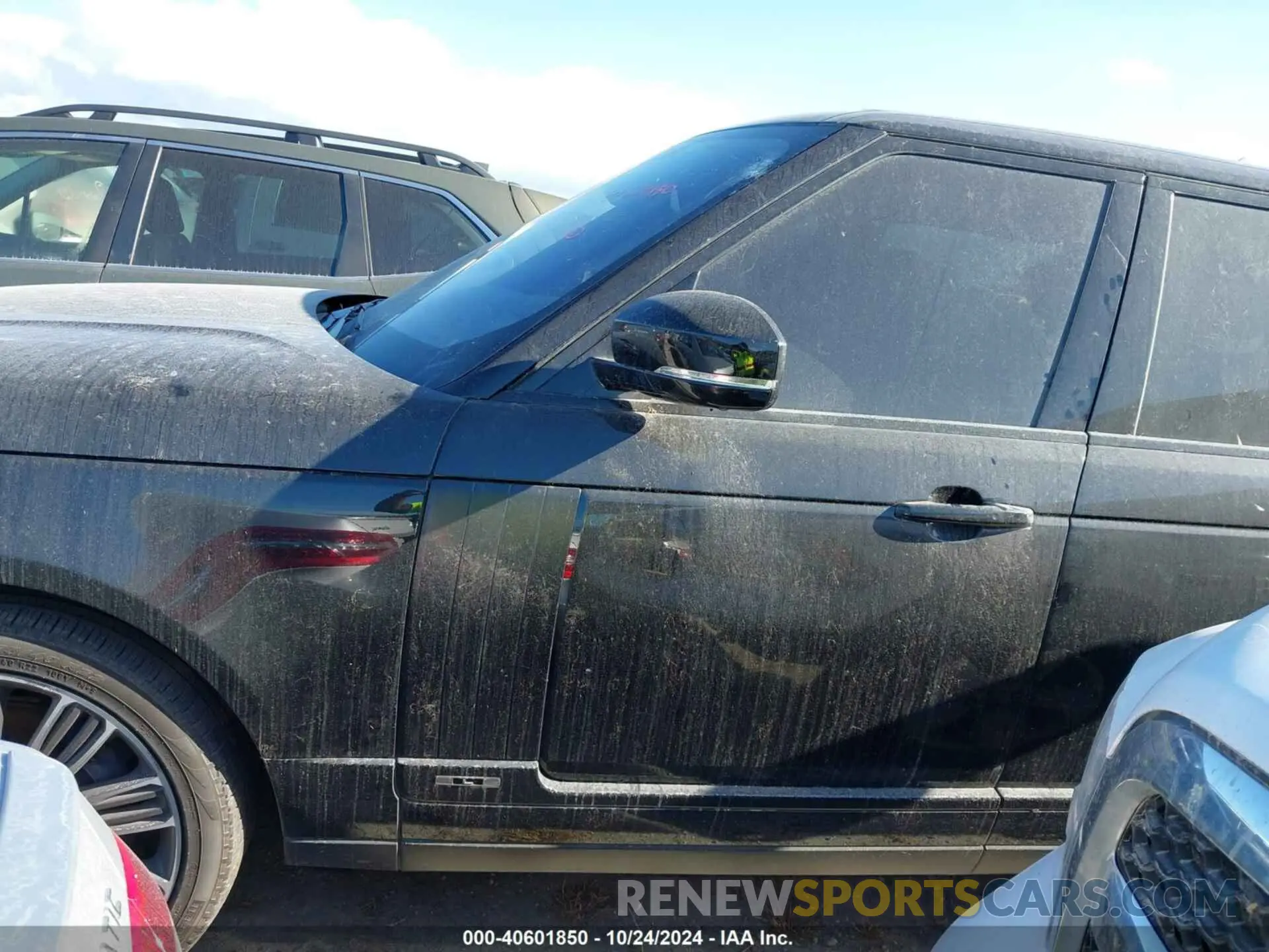 15 fotografías del automóvil dañado SALGS5SE2LA402060 LAND ROVER RANGE ROVER 2020