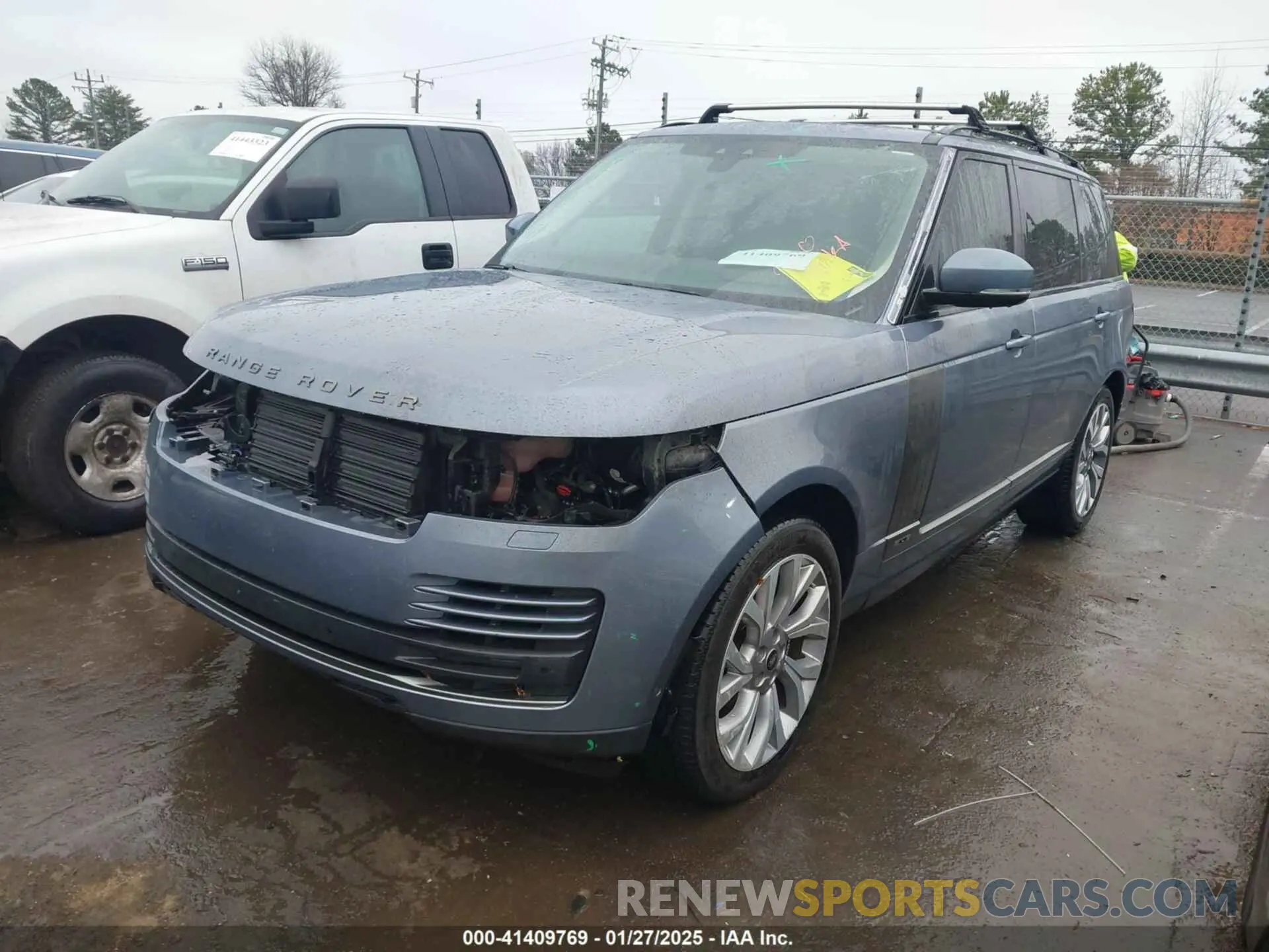 2 fotografías del automóvil dañado SALGS5SE3LA576249 LAND ROVER RANGE ROVER 2020
