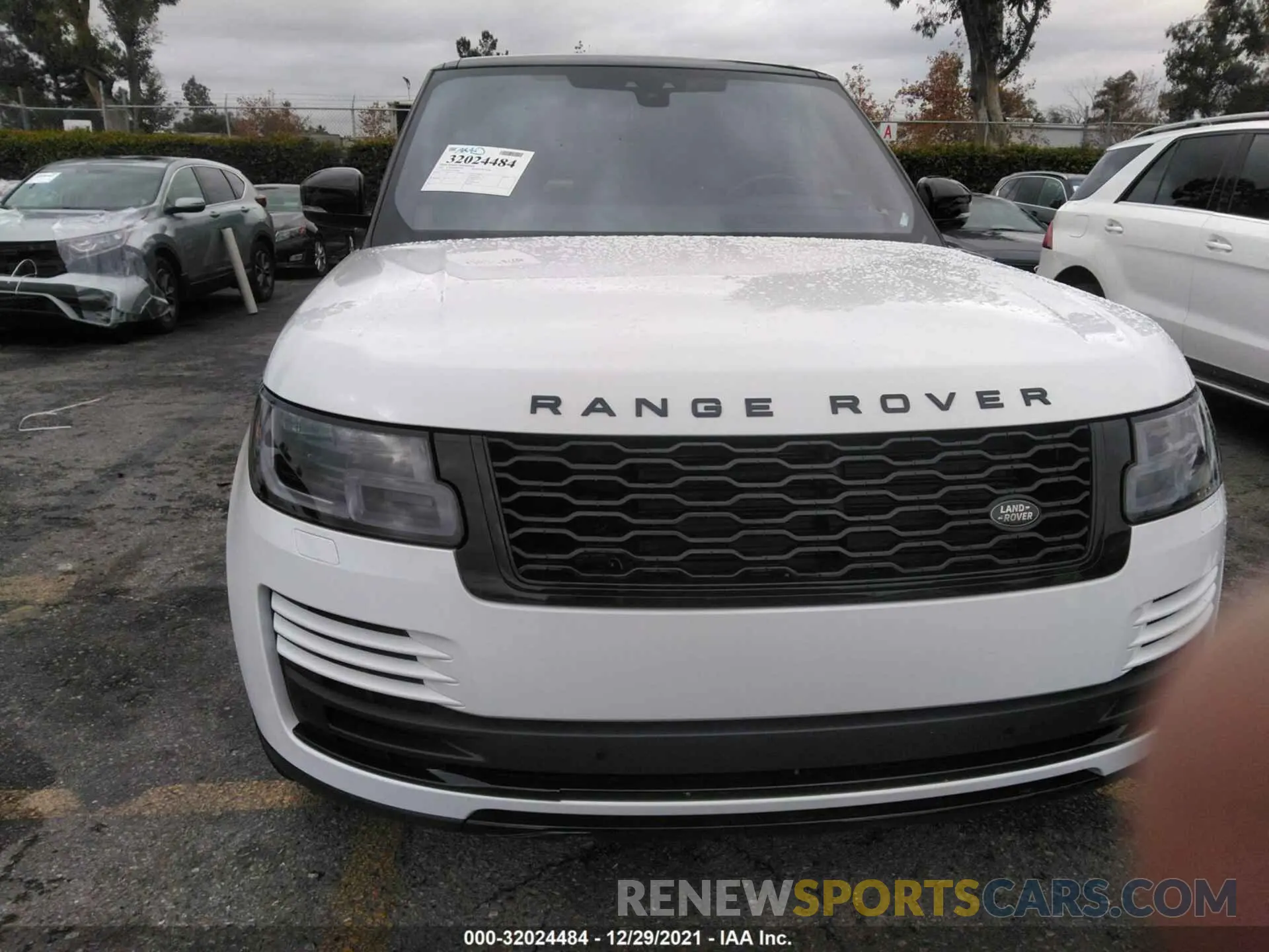 6 fotografías del automóvil dañado SALGS5SE5LA406460 LAND ROVER RANGE ROVER 2020