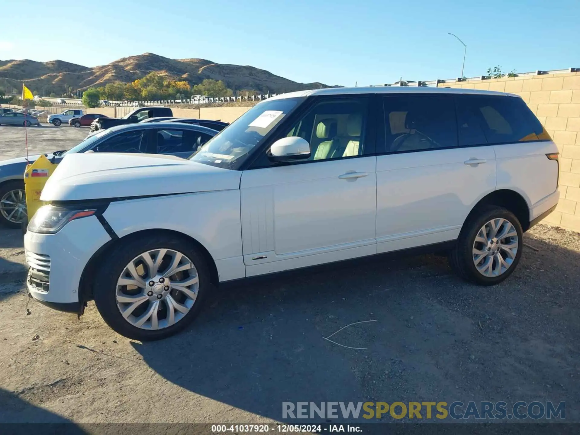 14 fotografías del automóvil dañado SALGS5SE5LA589410 LAND ROVER RANGE ROVER 2020